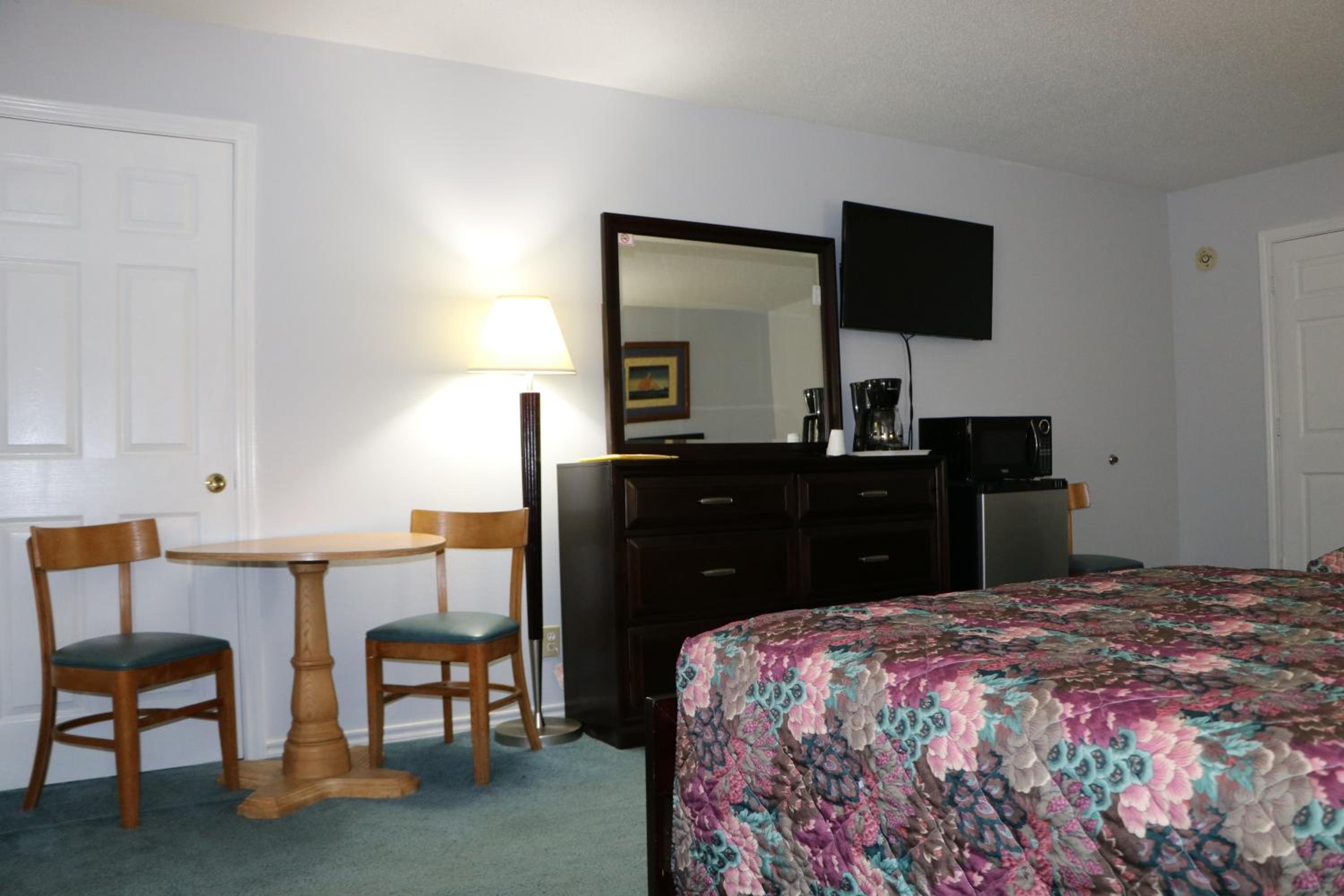 Double Room - Disability Access photo 3