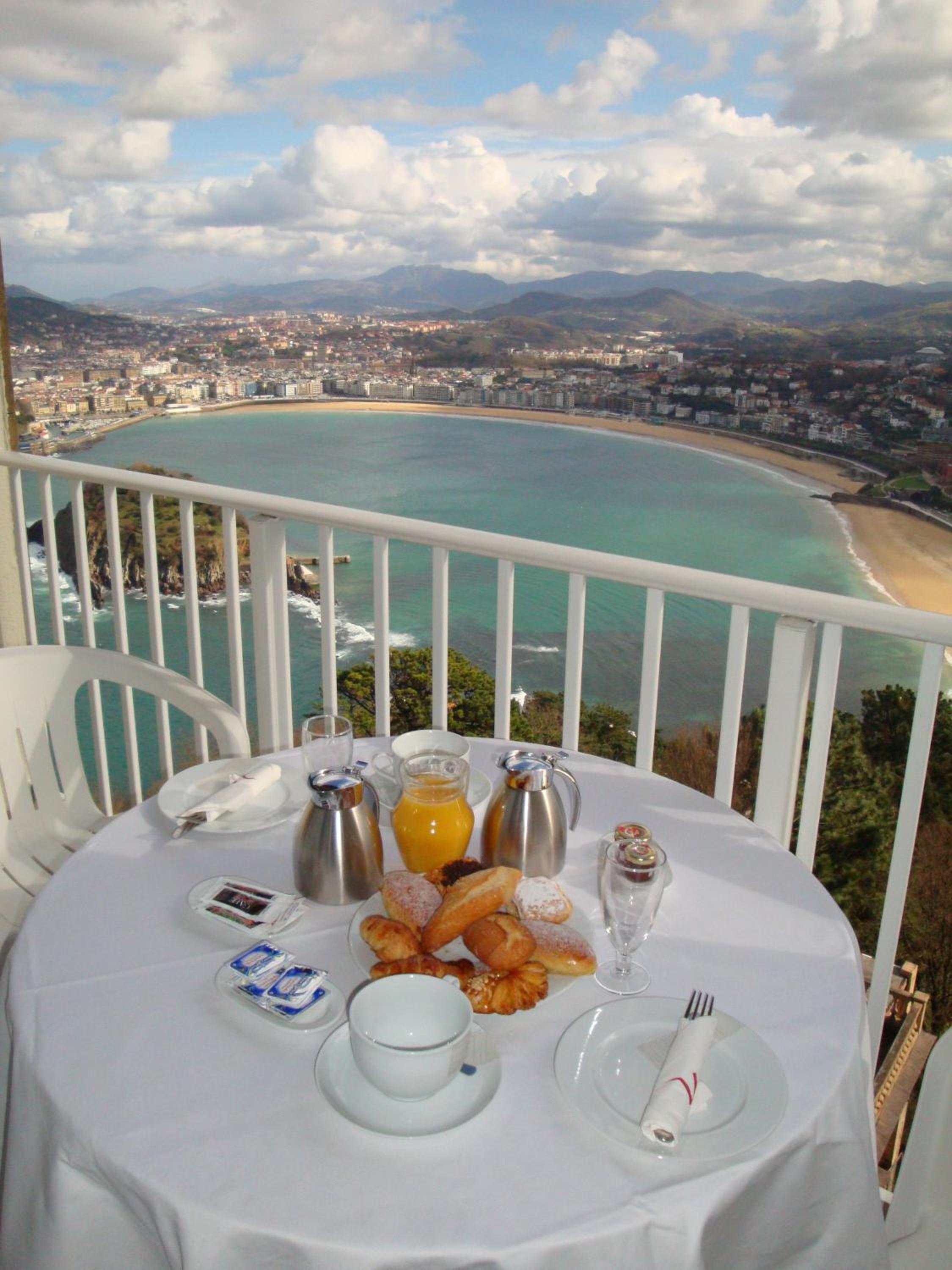 PrivilÃ¨ge Twin or Double Room with Balcony and Sea View - Photo 7