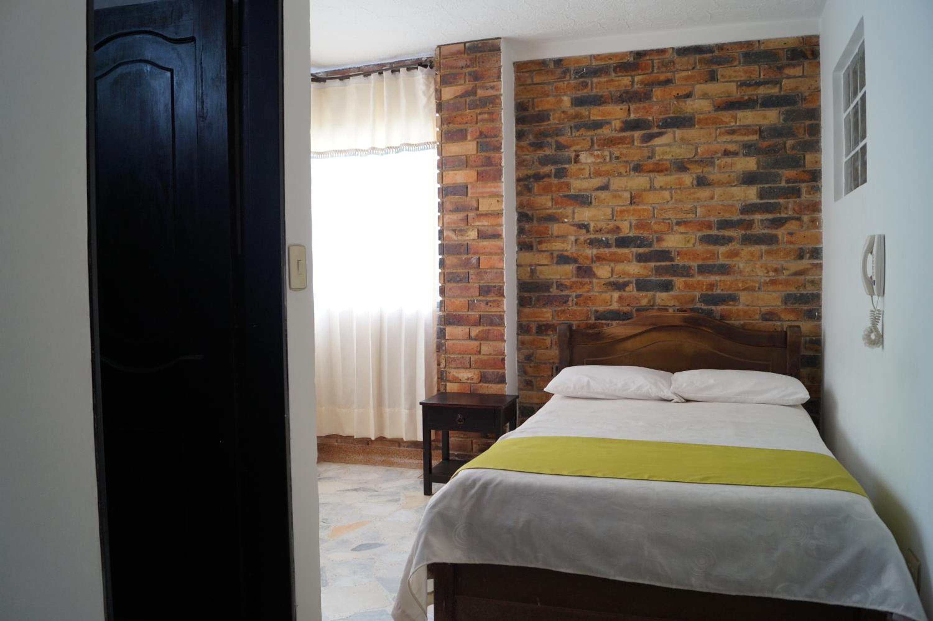Small Double Room photo 1
