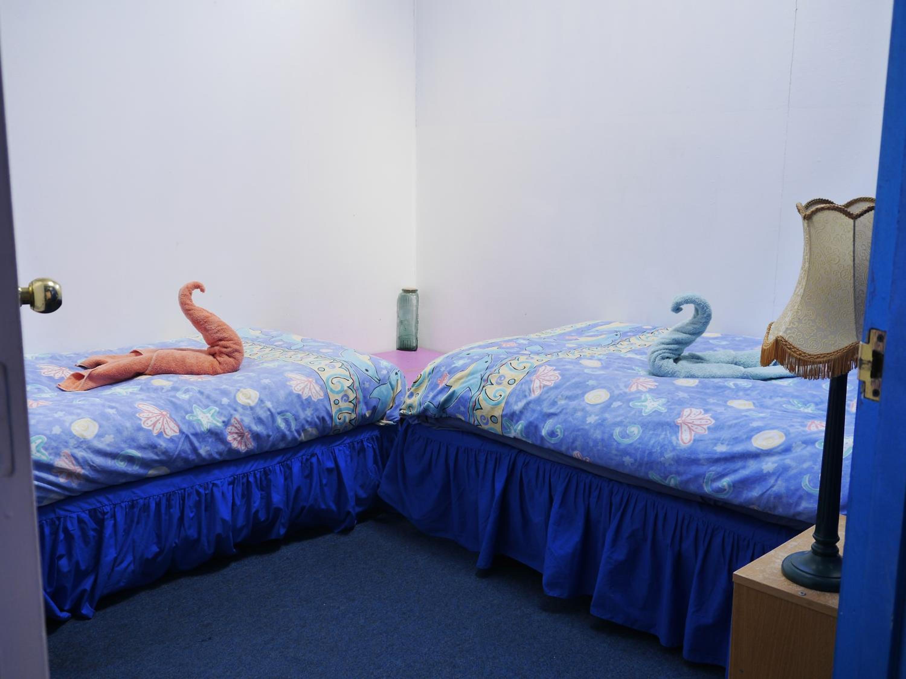 Twin Room - Photo 3