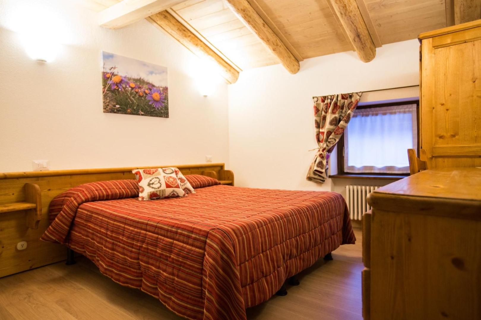 Classic Double or Twin Room - Photo 12