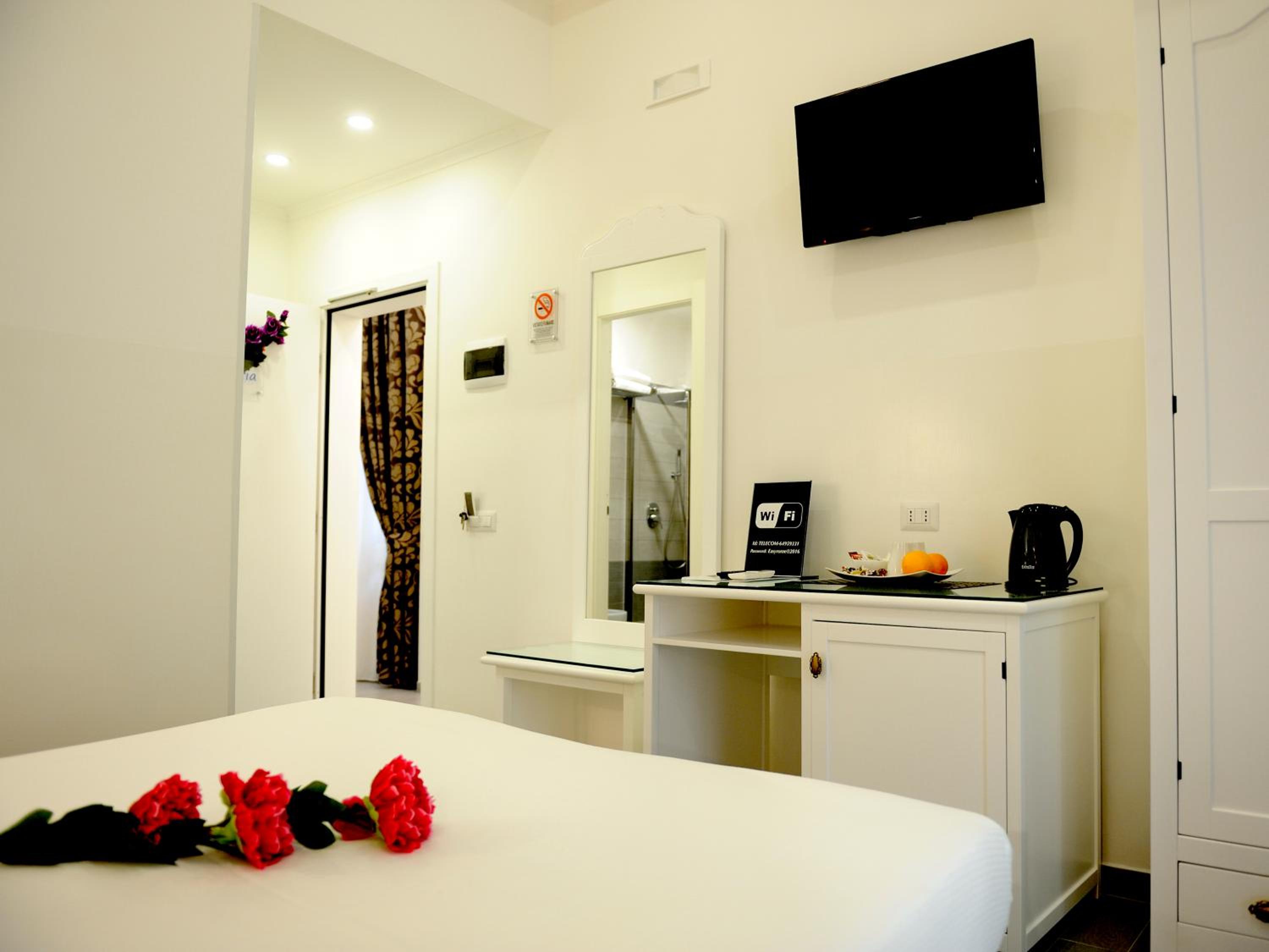 Double or Twin Room photo 1