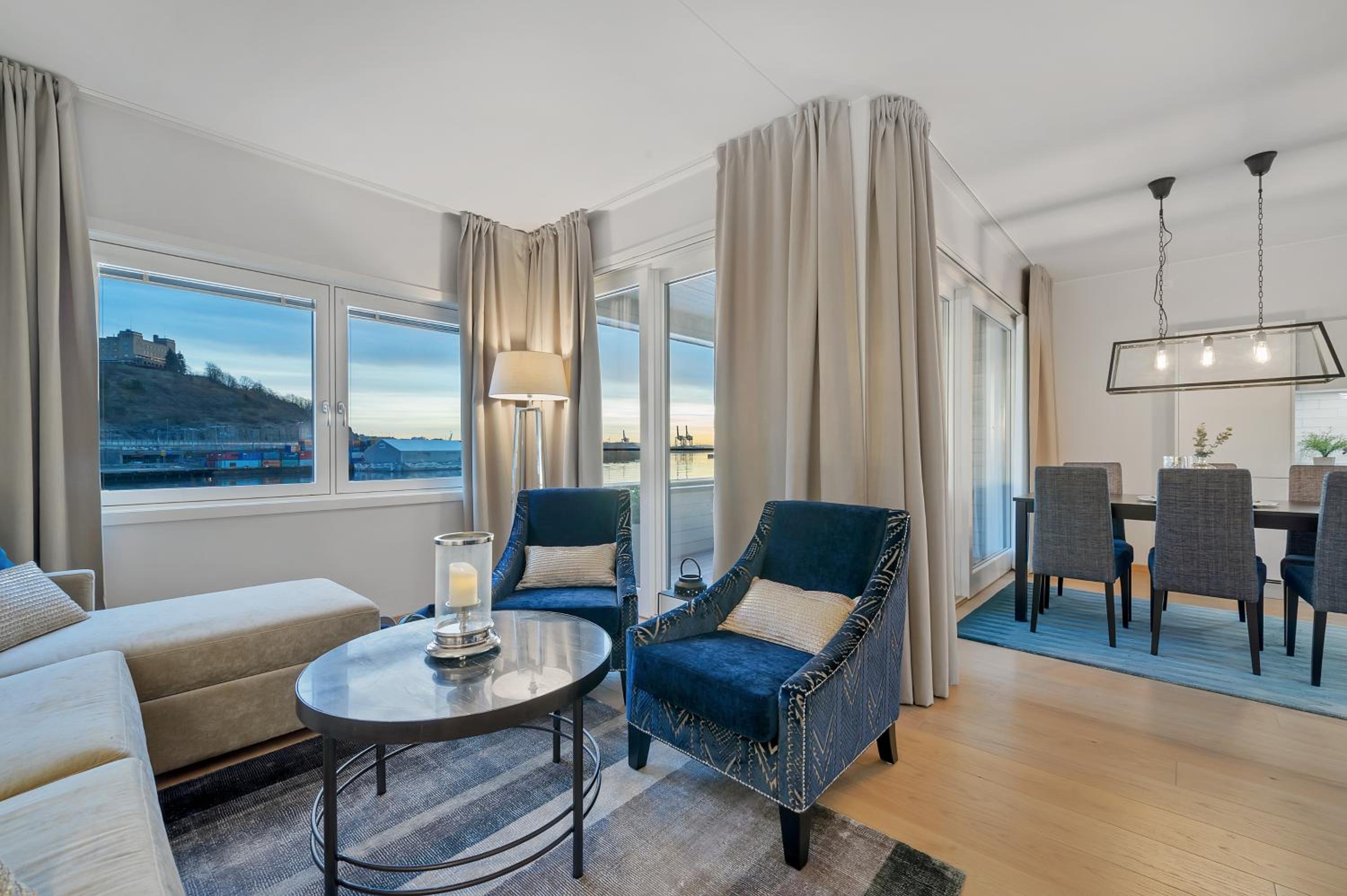 Apartment with Sea View photo 1