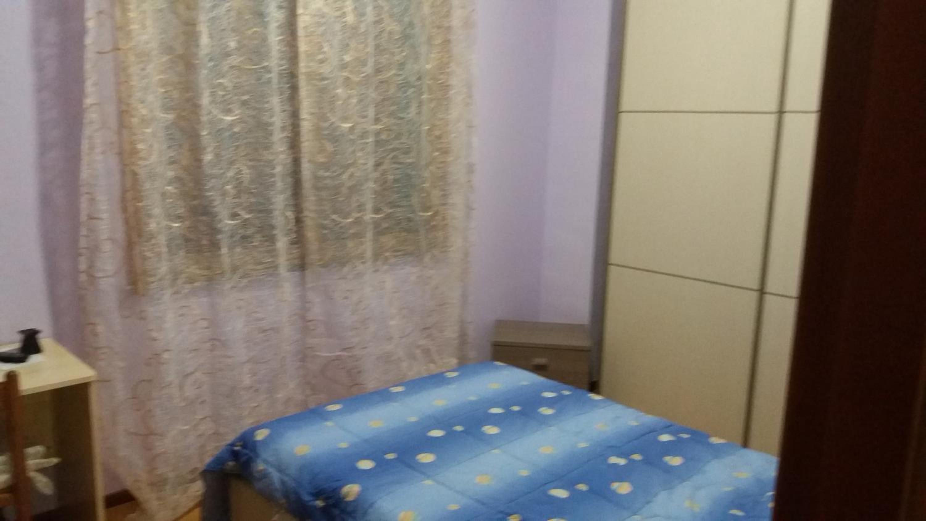 Large Single Room photo 1