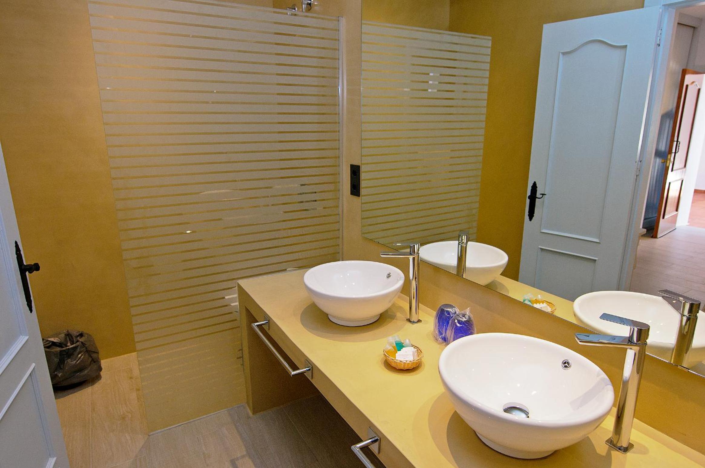 Double or Twin Room photo 2