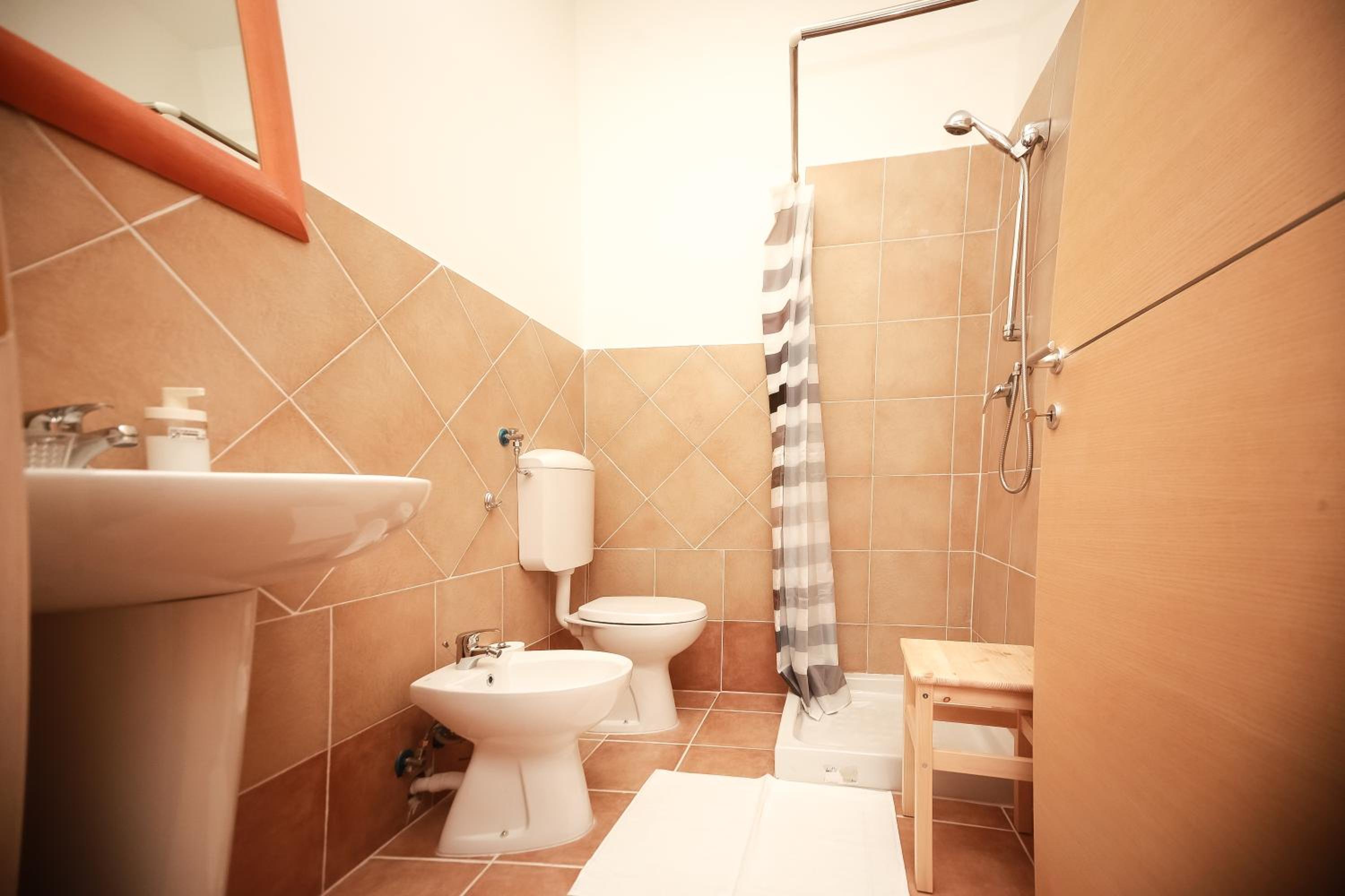 Comfort Triple Room - Photo 15