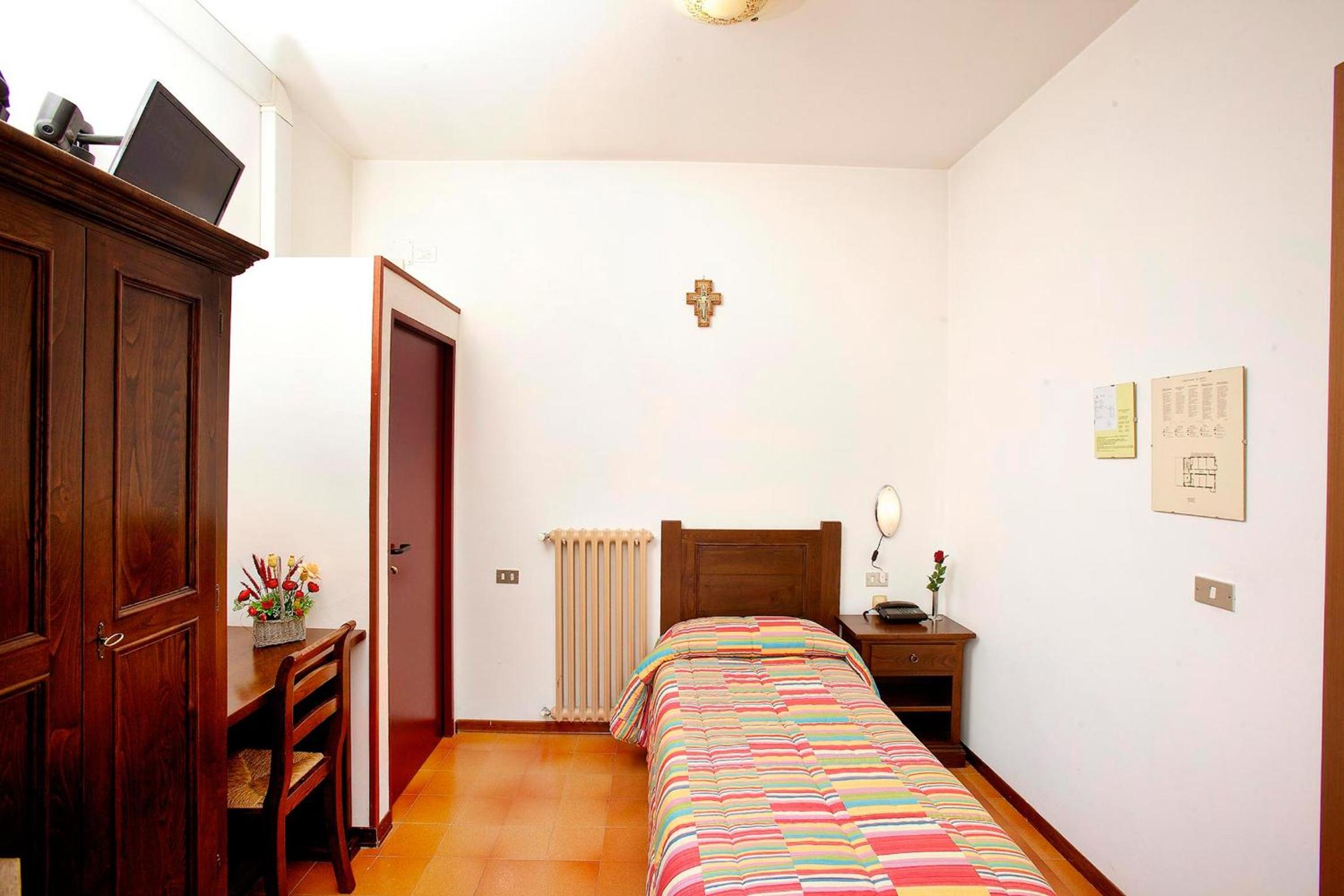 Single Room photo 1