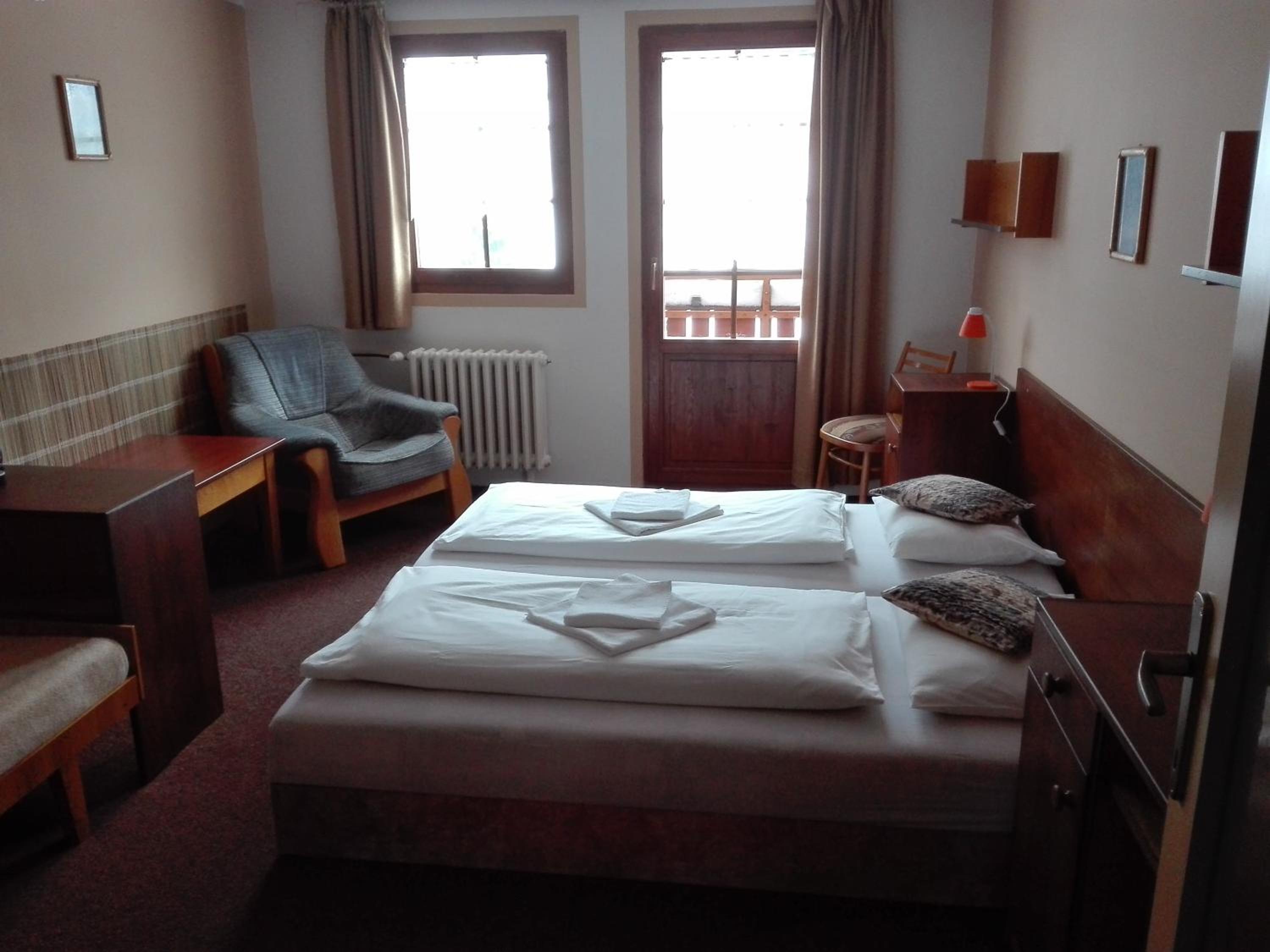 Double or Twin Room photo 1