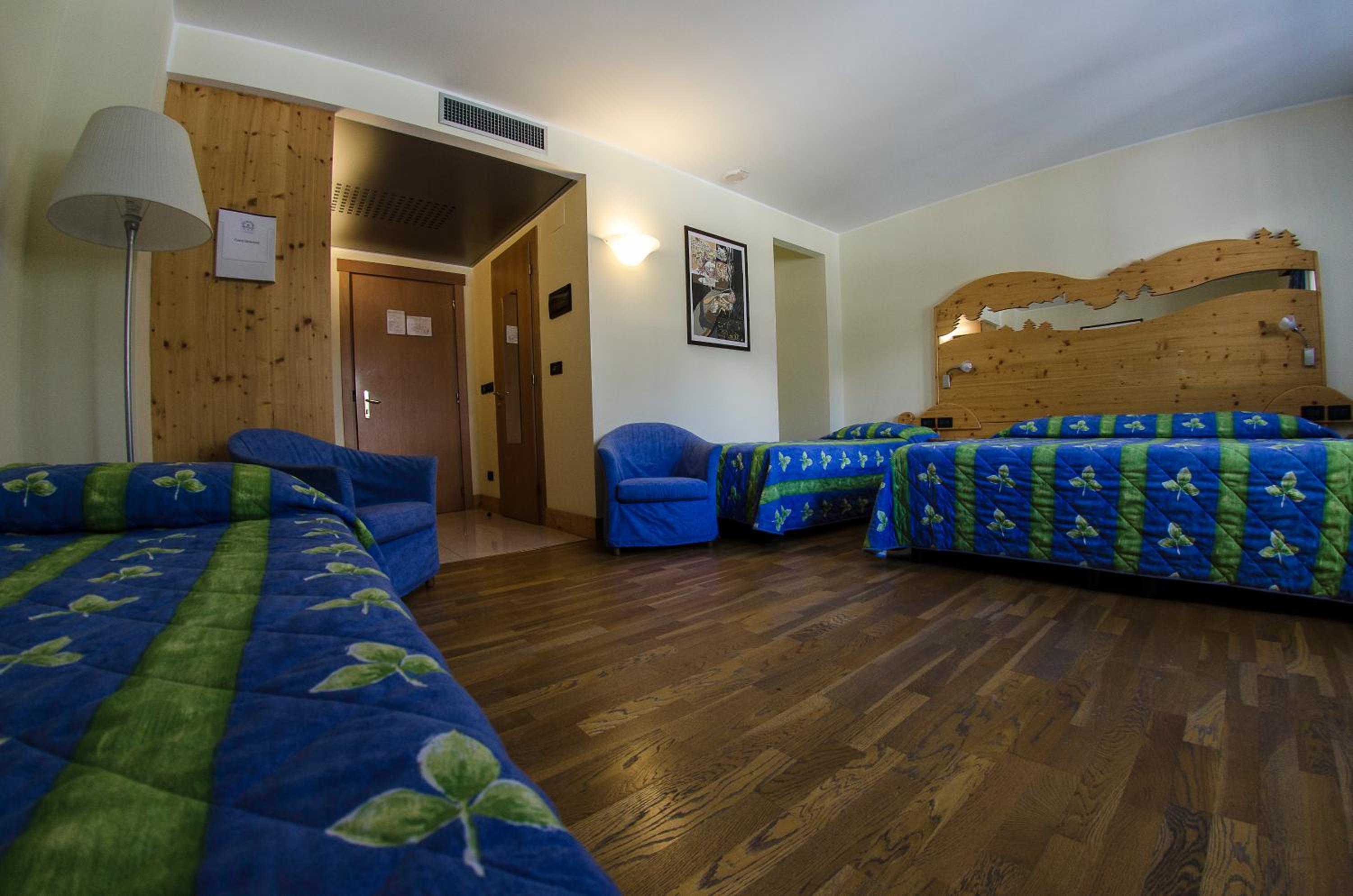 Quadruple Room photo 2