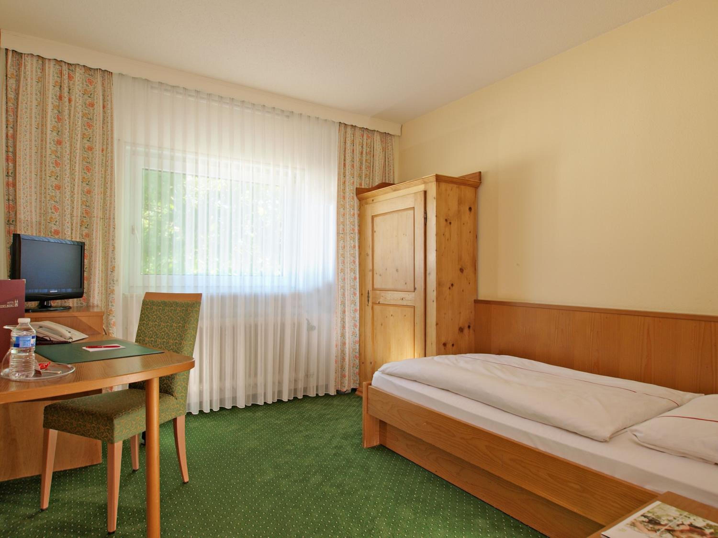 Single Room photo 2