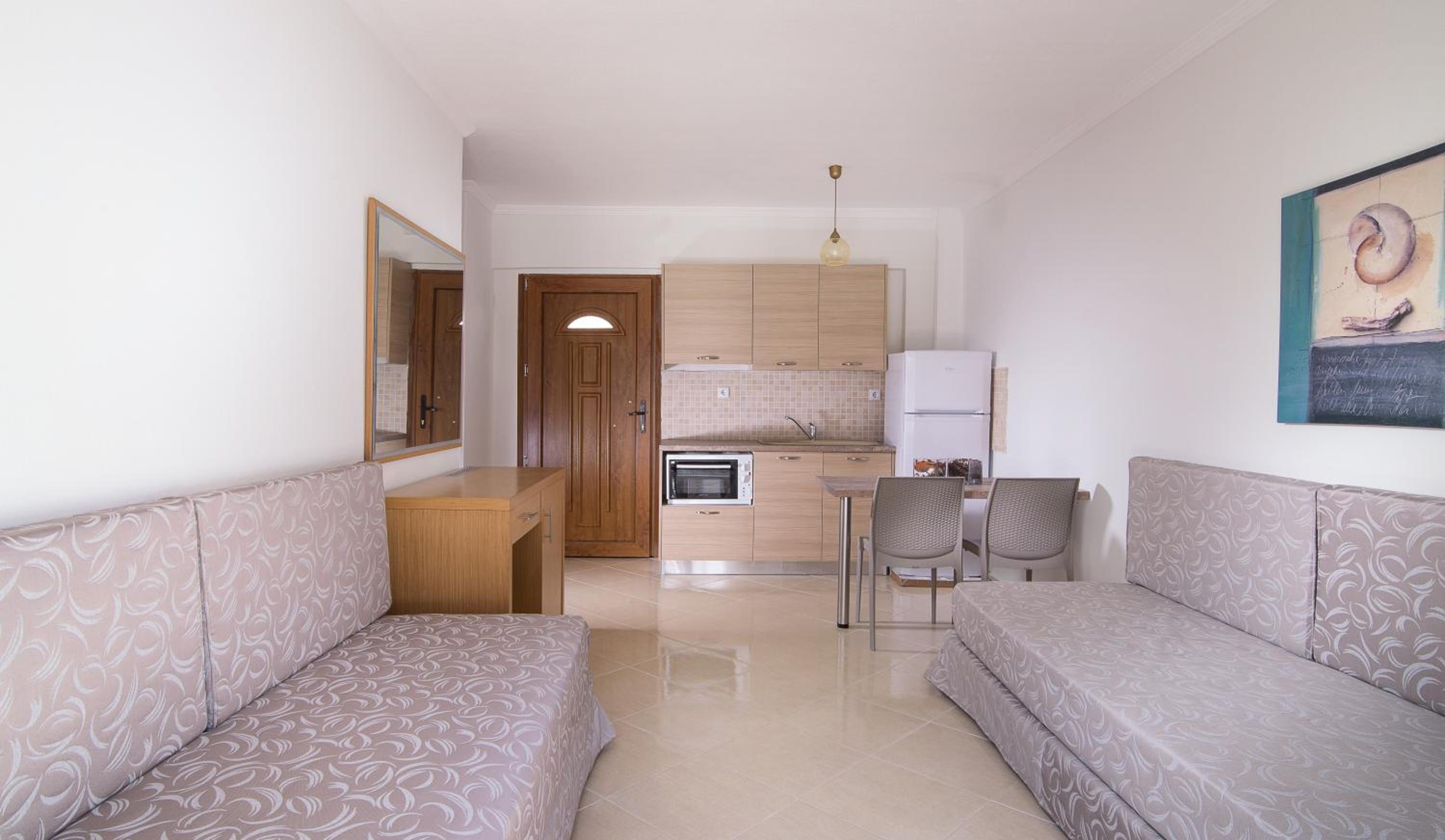 One Bedroom Apartment with Balcony - Photo 17
