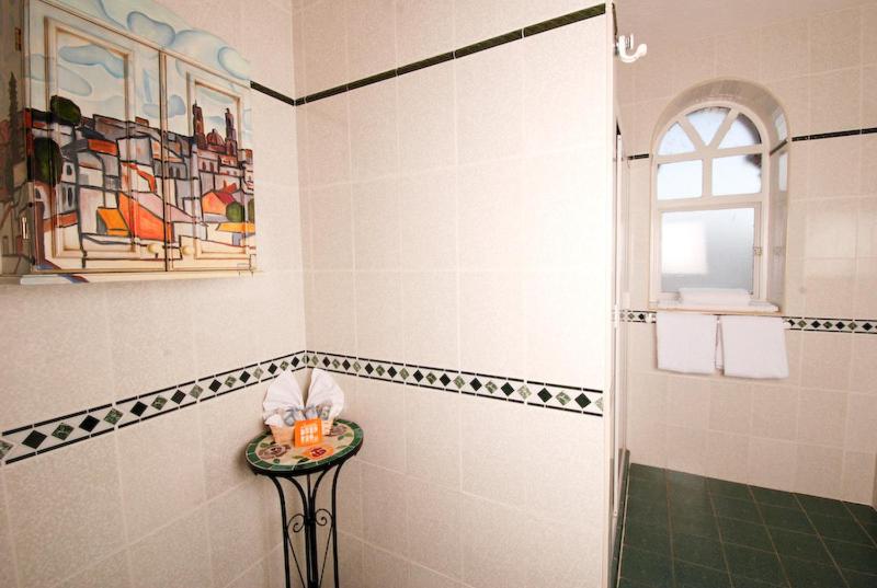 Standard Suite photo 3