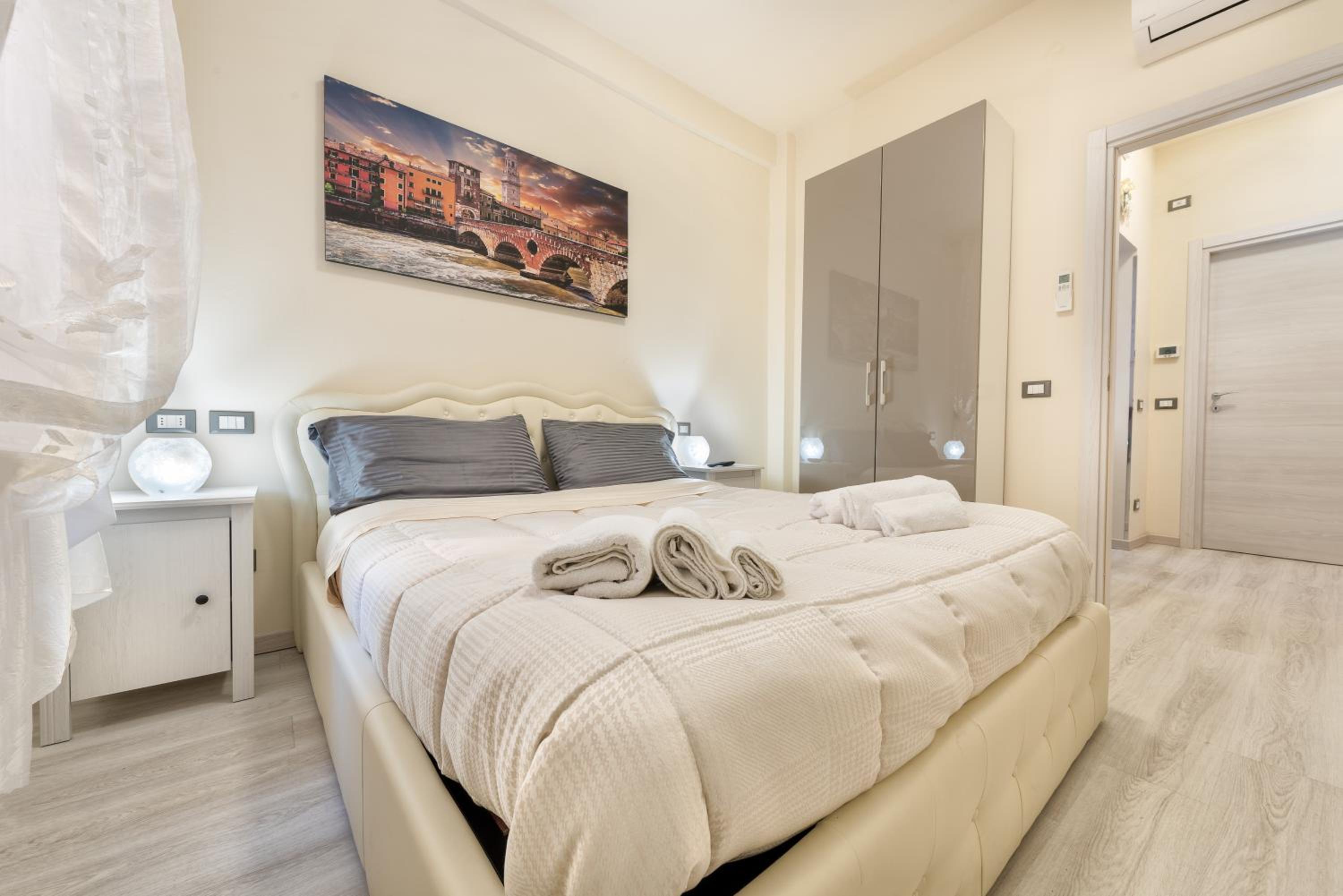 Two-Bedroom Apartment - Photo 3