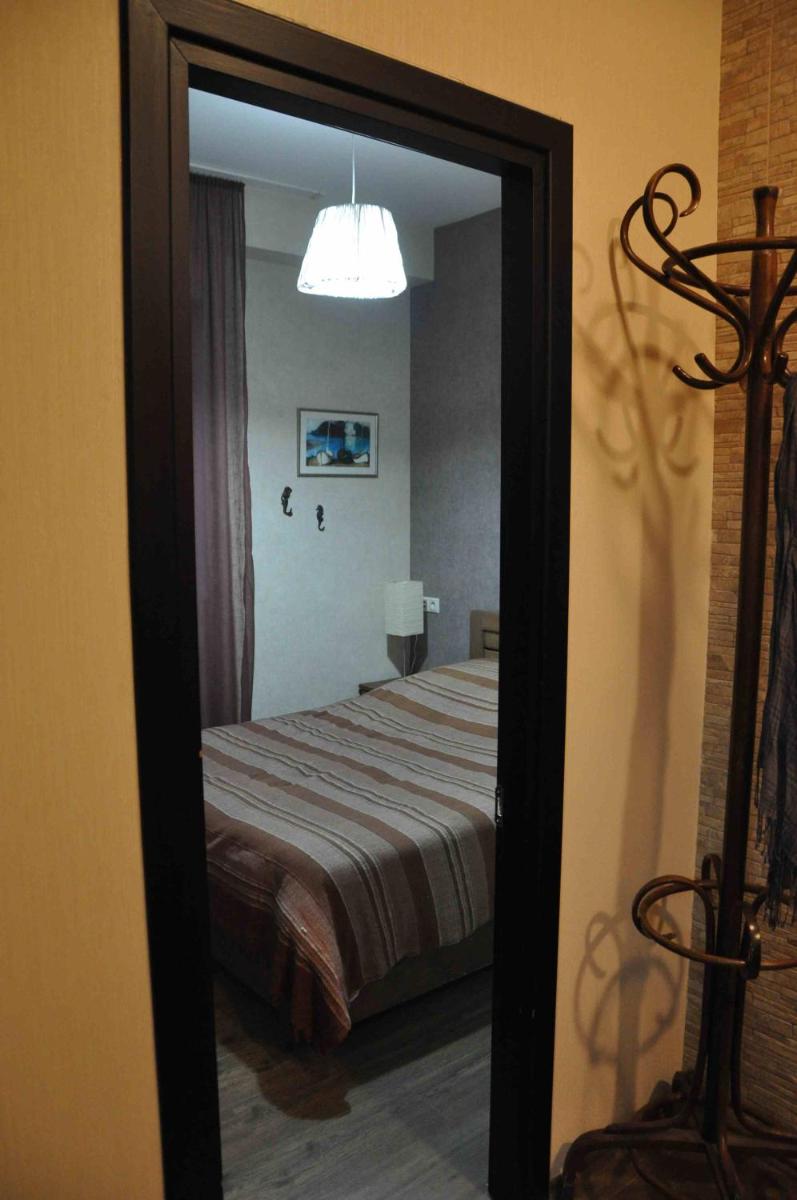 Apartment with Balcony photo 3
