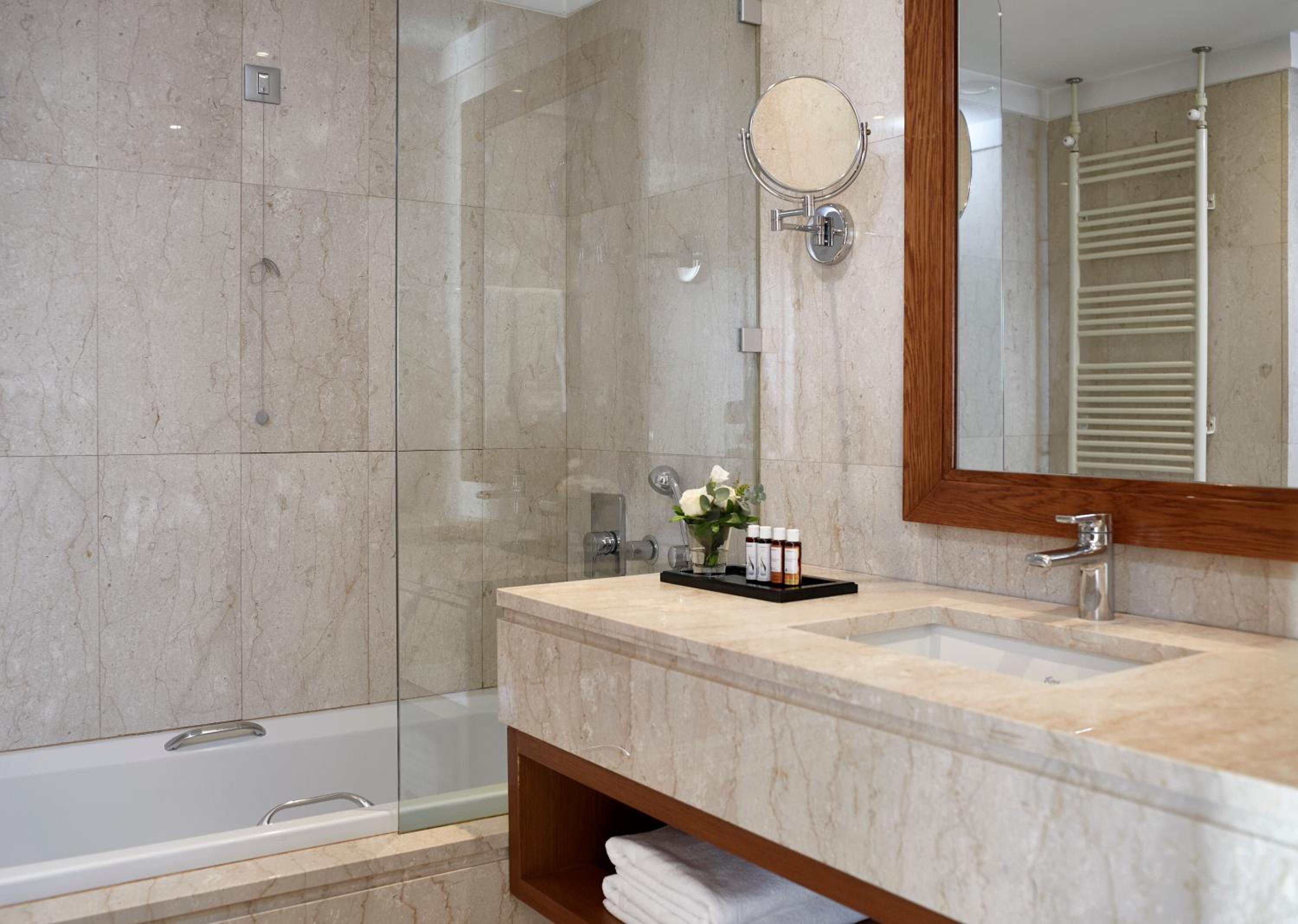 Executive Double Room with Private Pool  photo 2