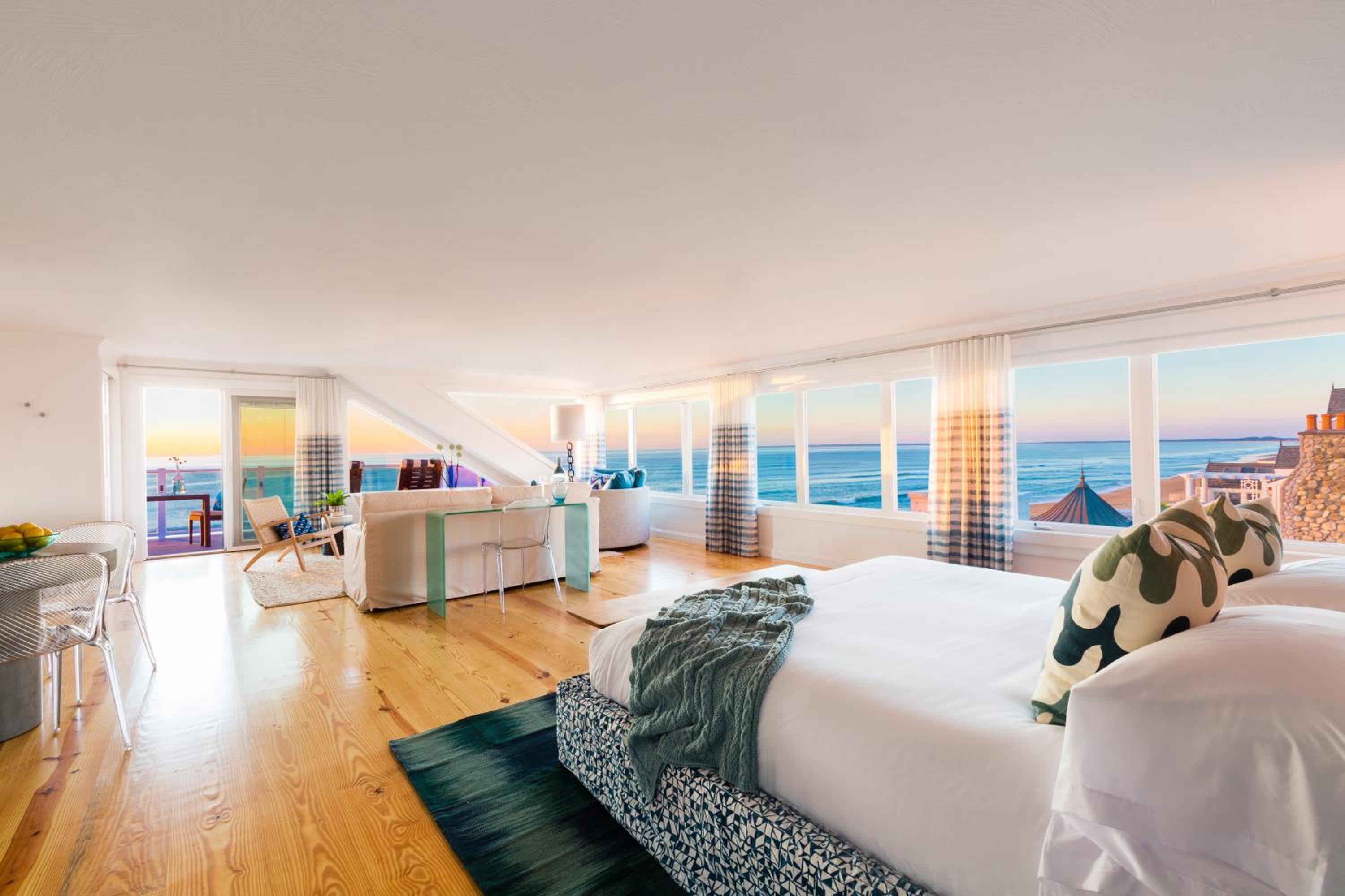King Suite with Sea View