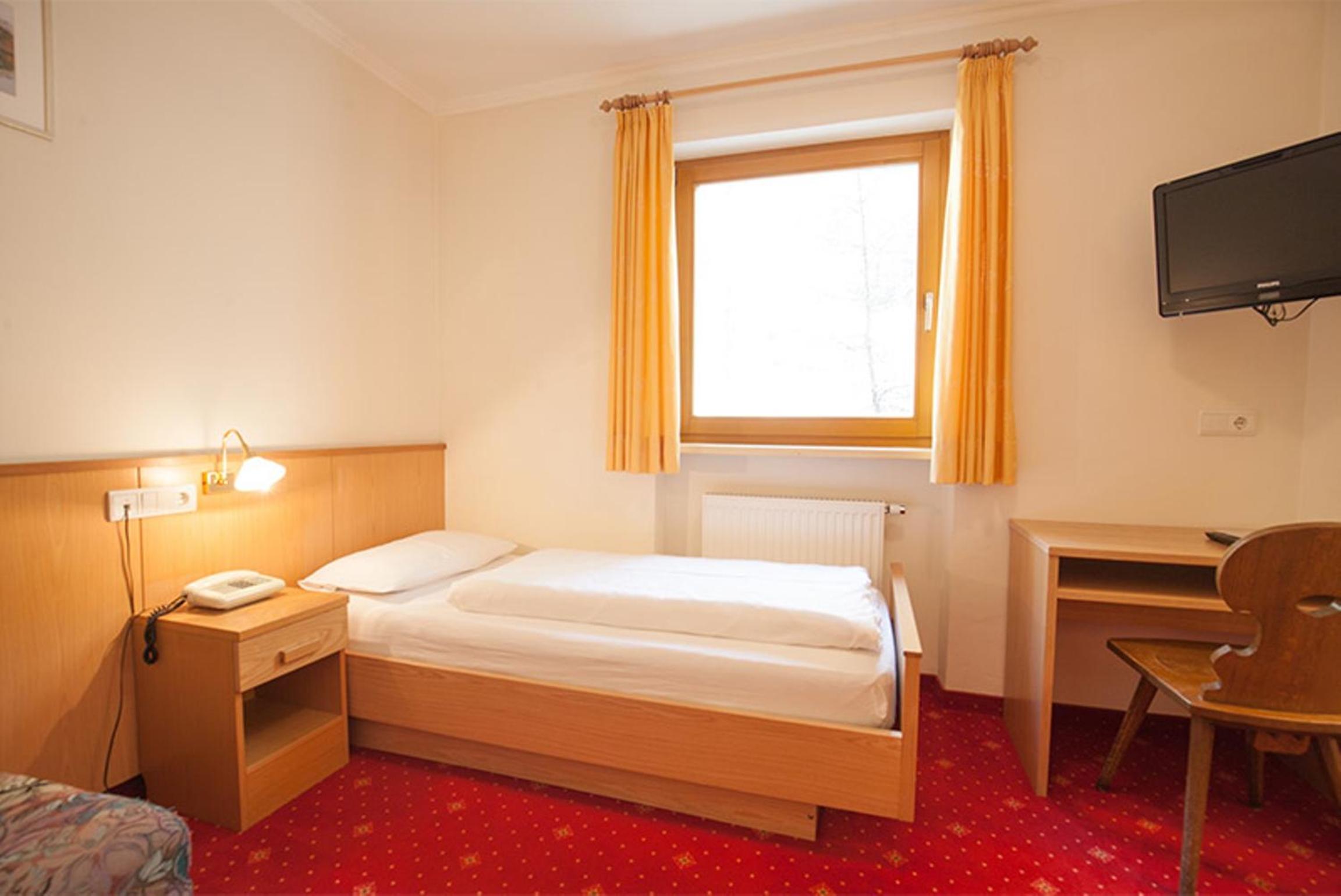 Single Room photo 3