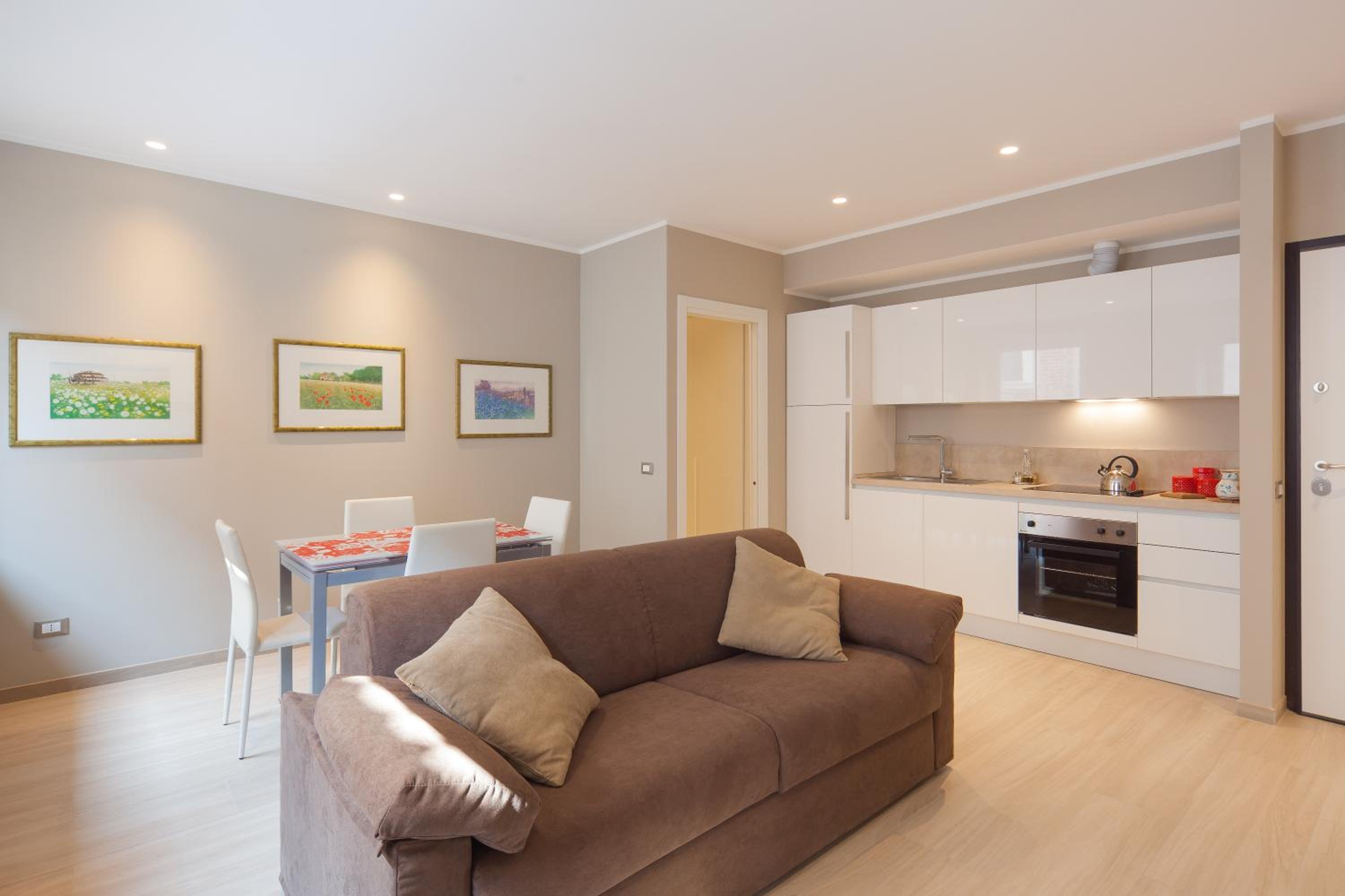 One-Bedroom Apartment