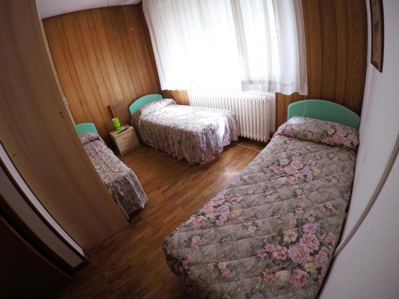 Triple Room with Private Bathroom photo 3