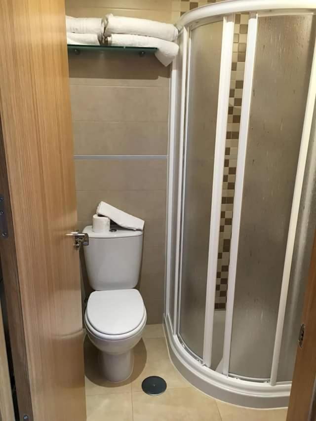 Double Room with Private Bathroom photo 2