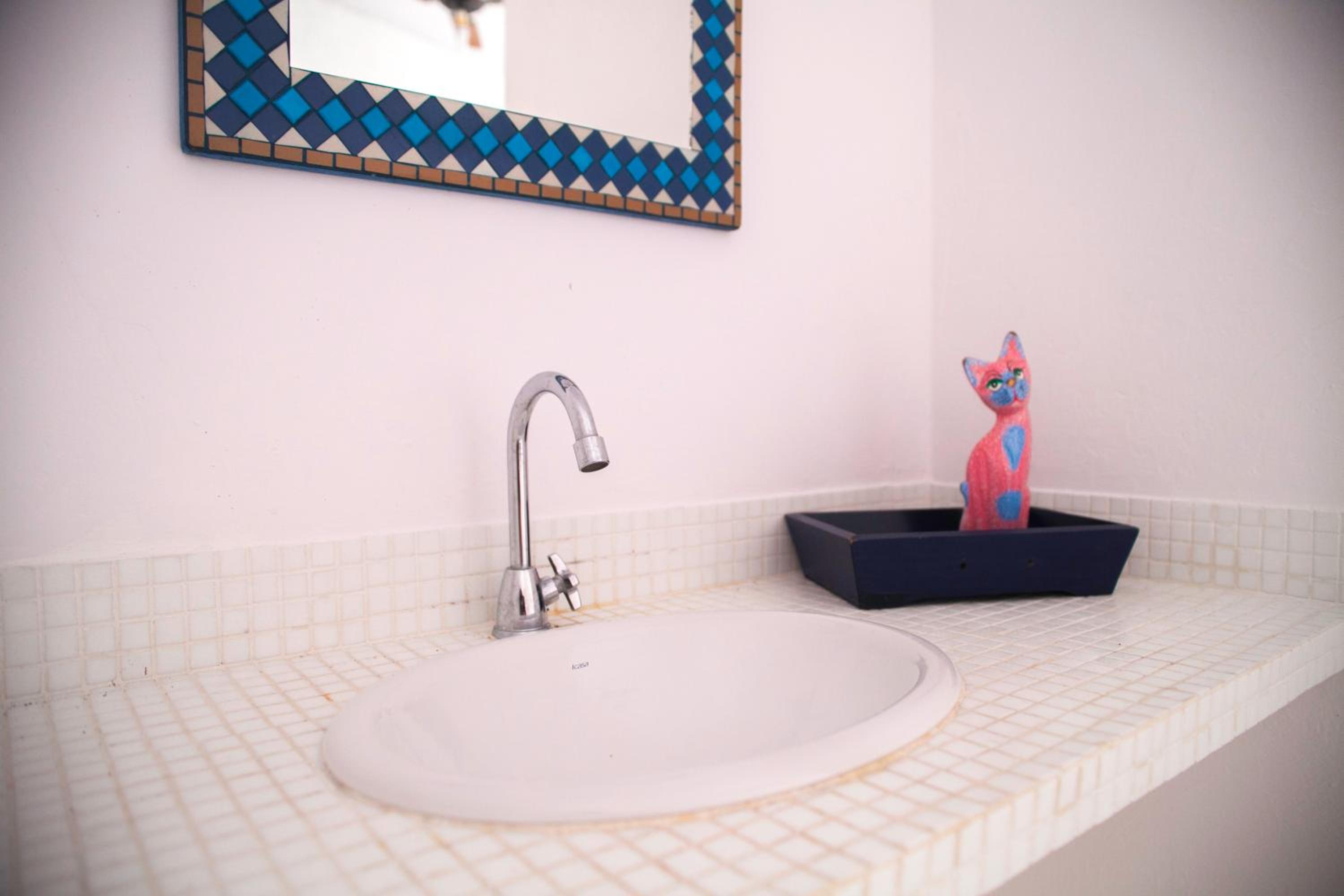 Suite - Photo 9