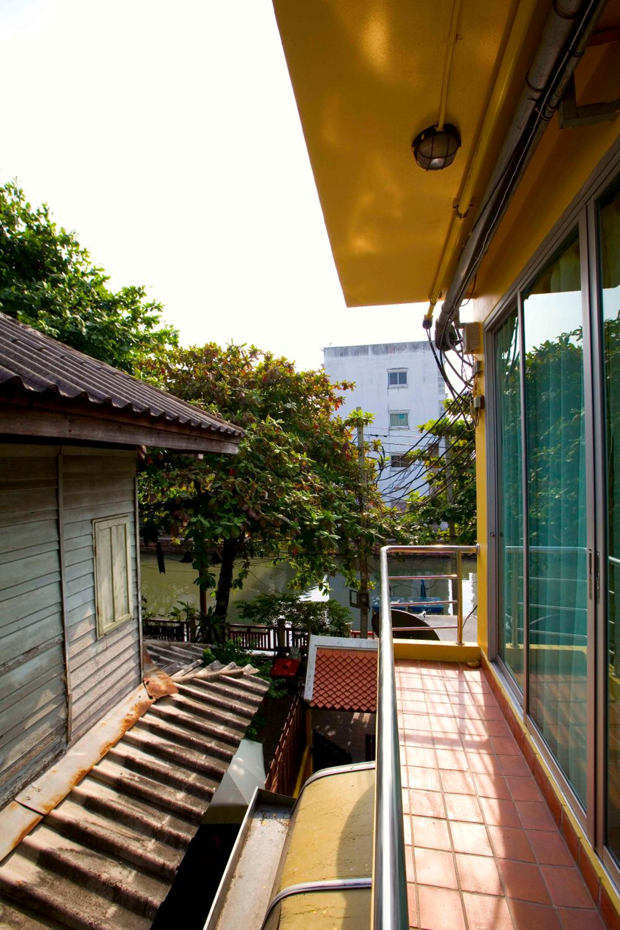 Standard Twin Room (Main Building) photo 3