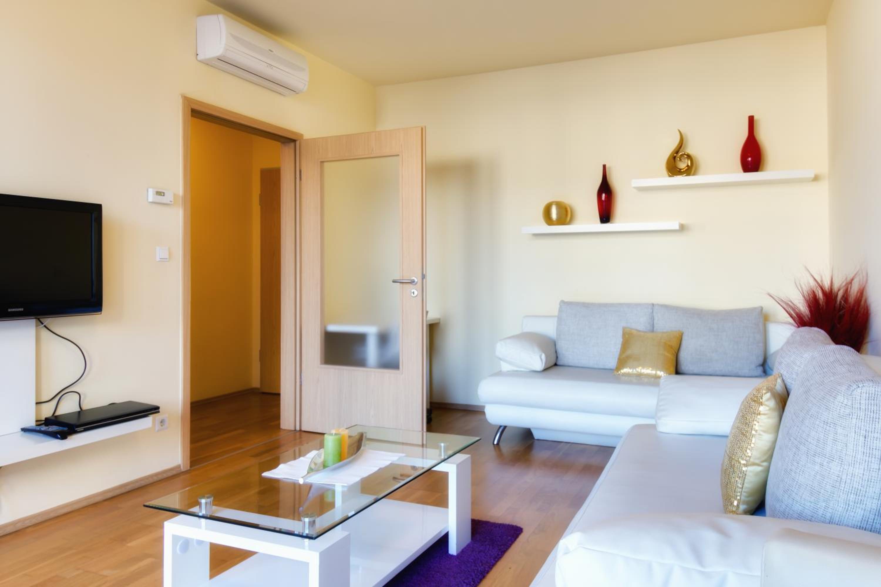 1-Bedroom Deluxe Apartment (4 Adults) - Photo 11
