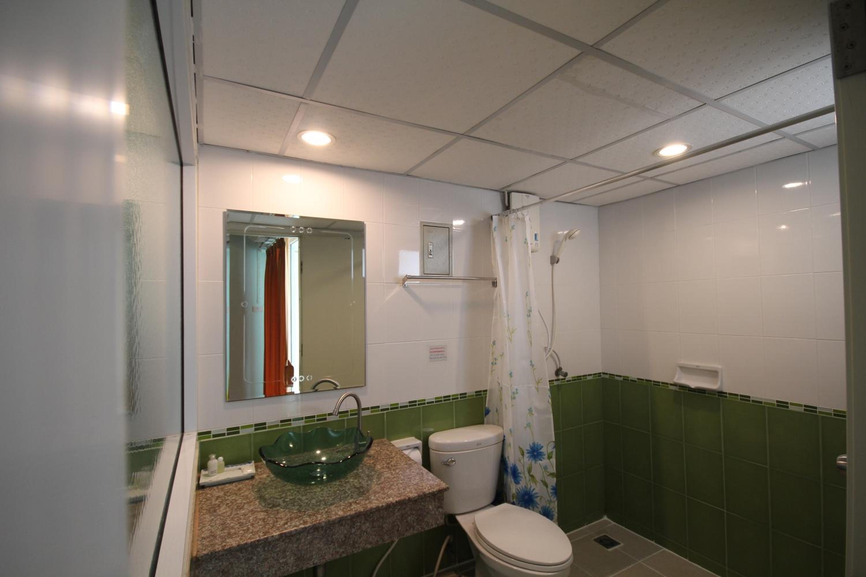 Deluxe Twin Room photo 3