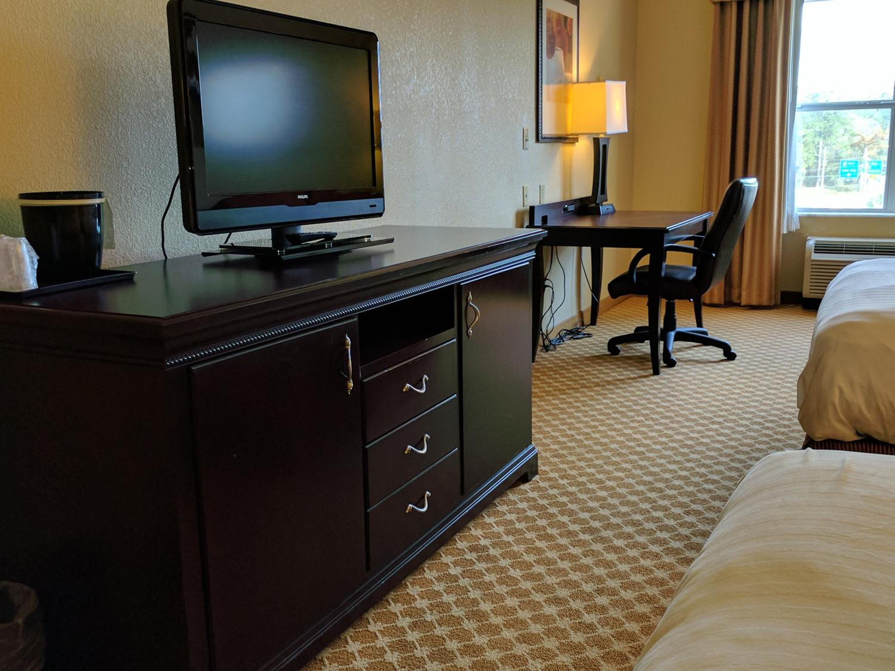 Premium Queen Room with Two Queen Beds - Non-Smoking - Photo 1