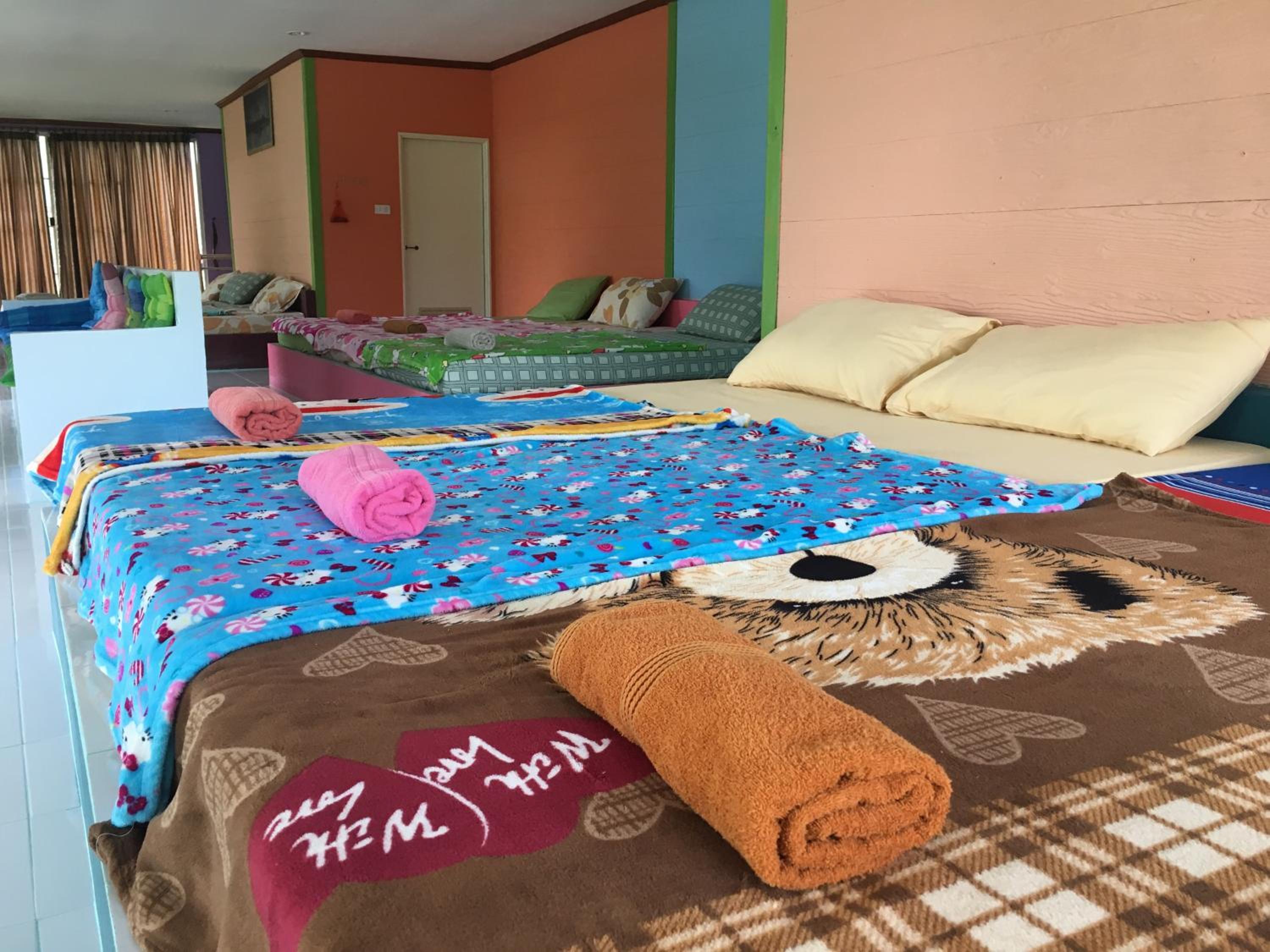 Standard Bungalow with Fan - Photo 8