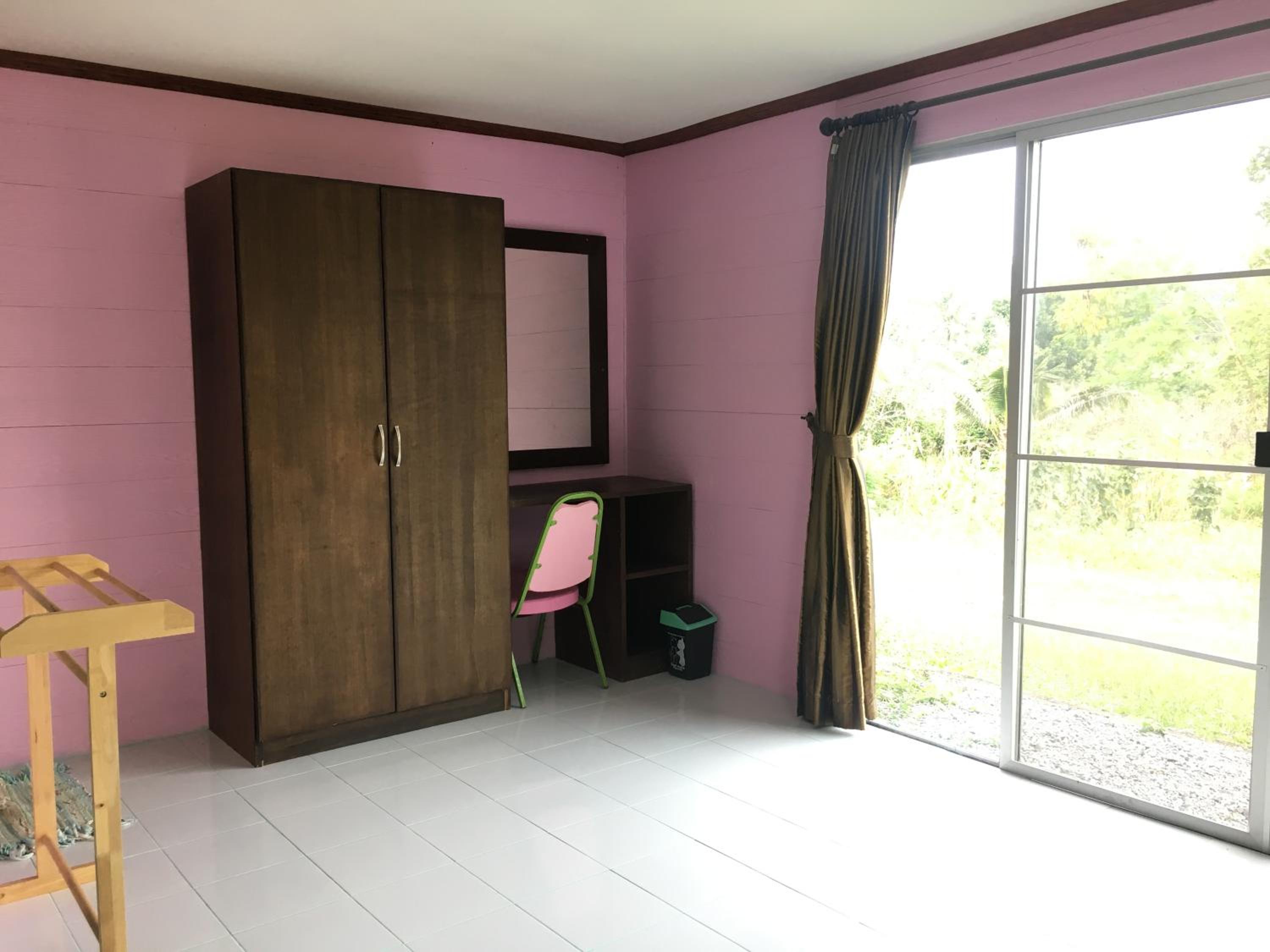 Standard Bungalow with Fan - Photo 13