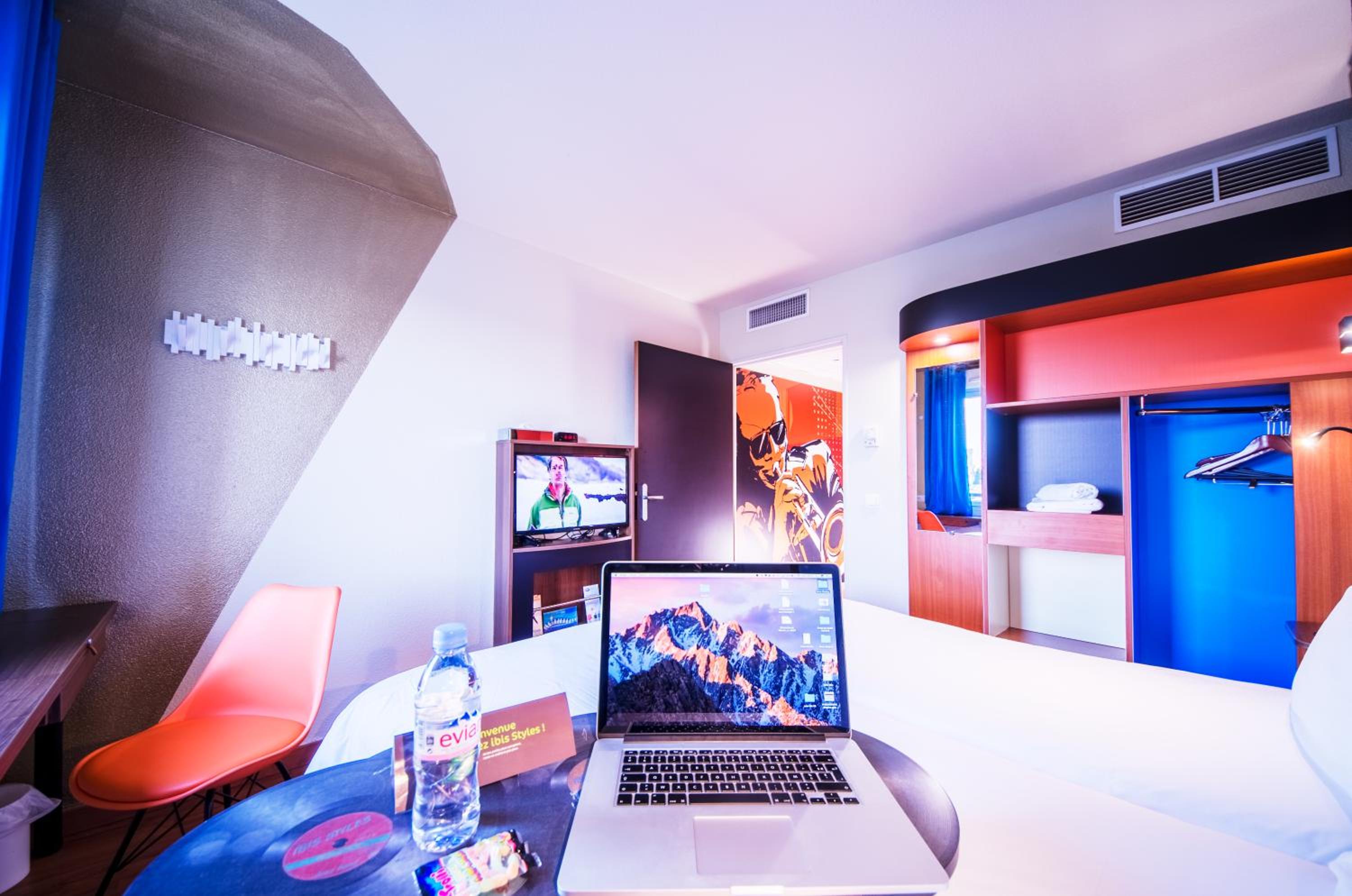 Standard Double Room - Photo 7