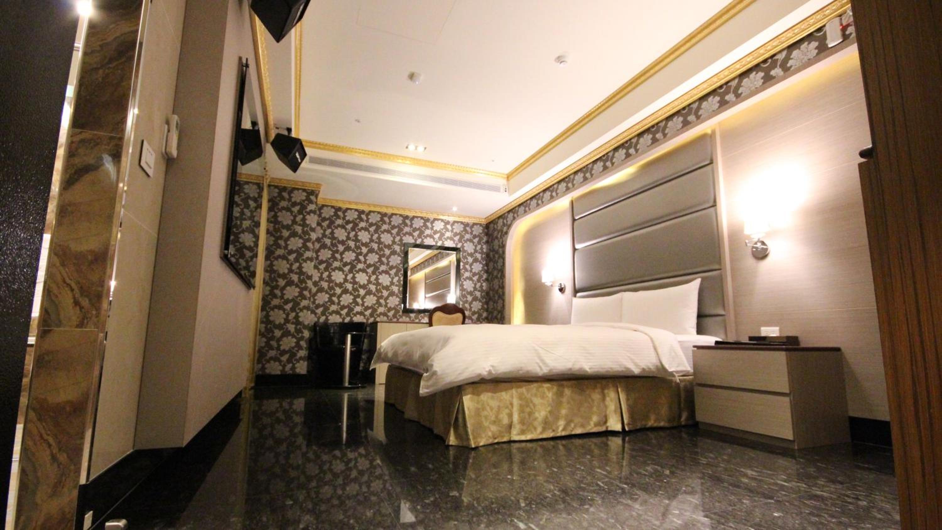 Standard Double Room - Photo 1