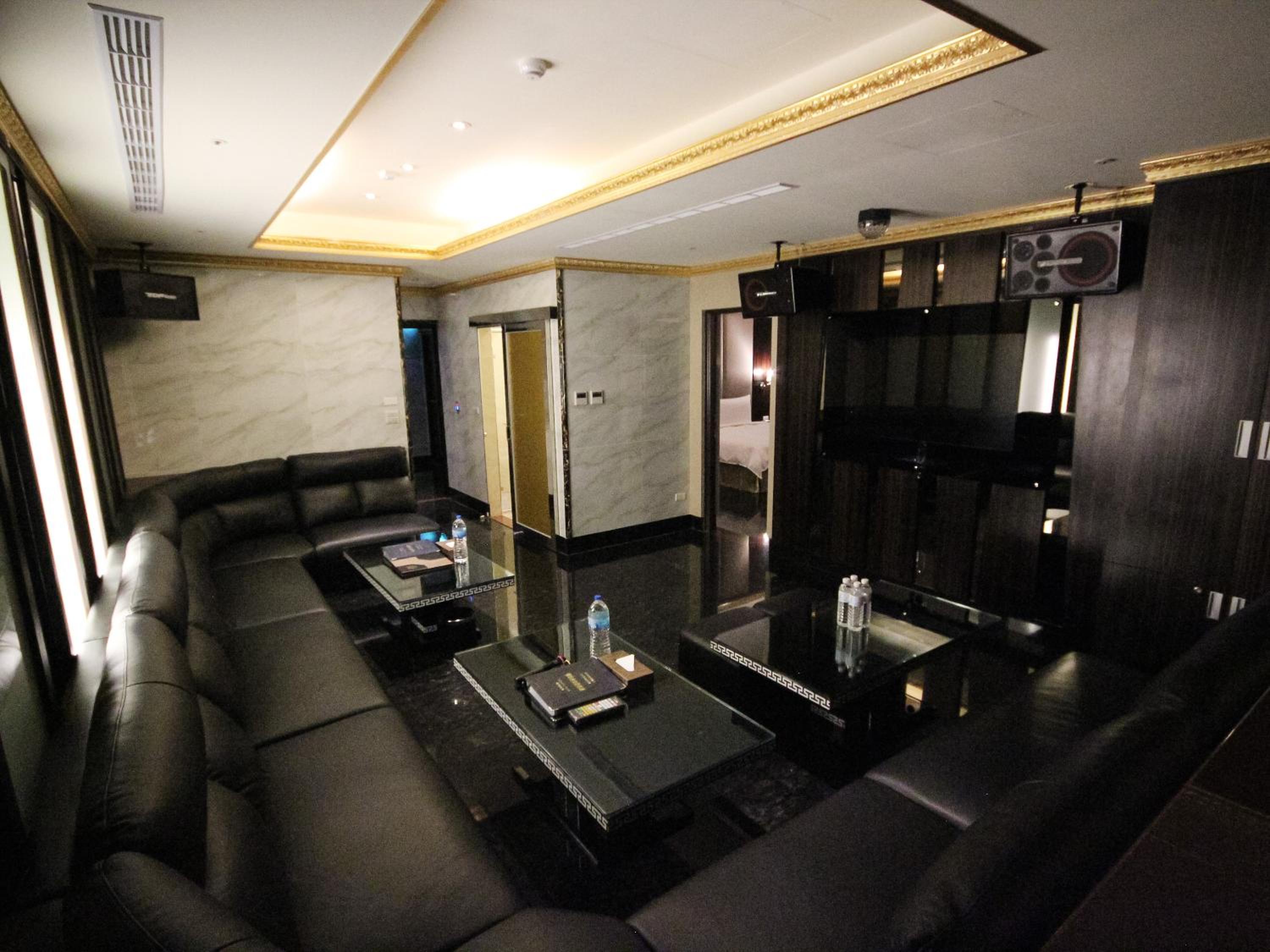 Presidential Suite photo 2