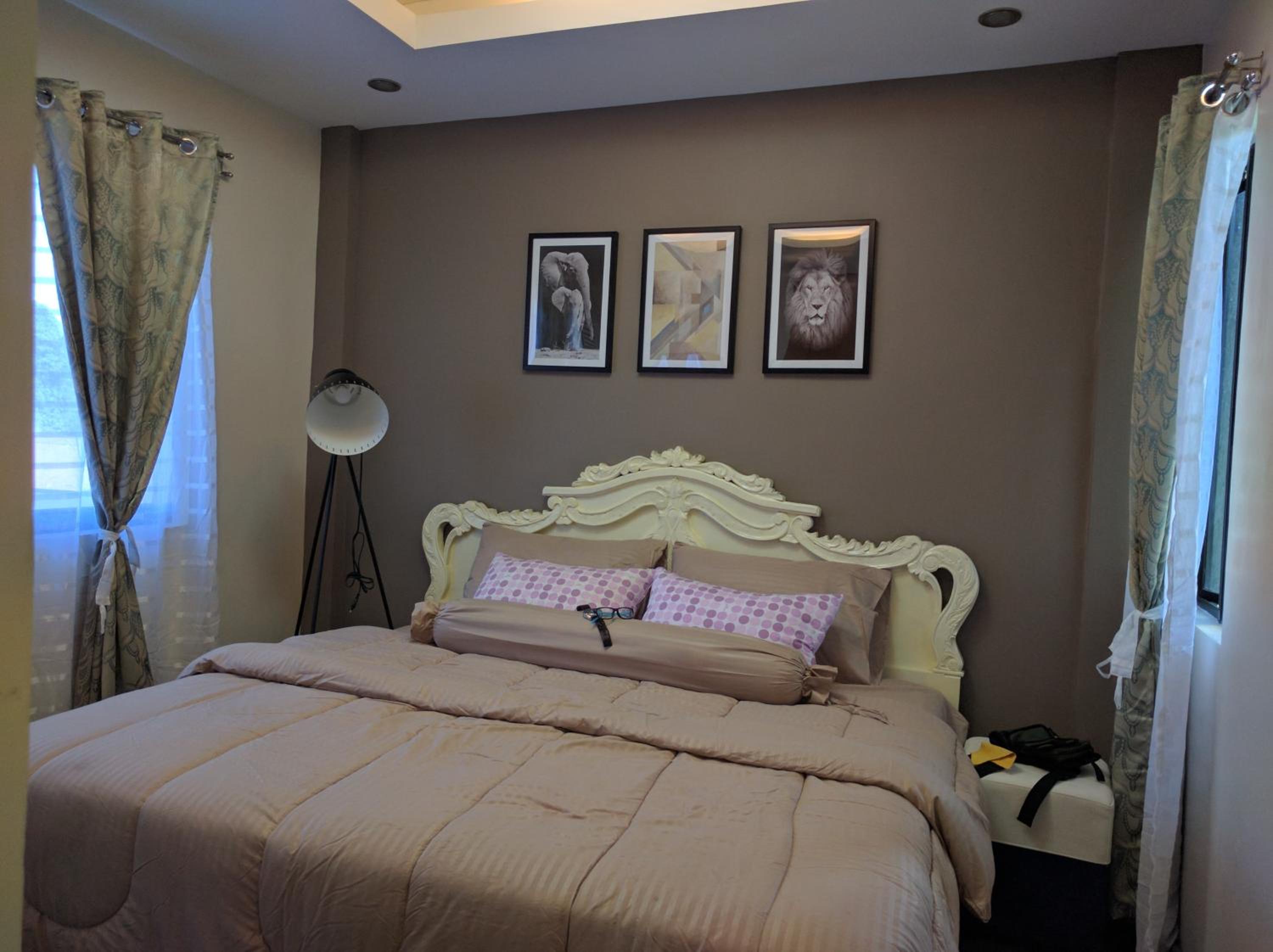 Apartment with Balcony - Photo 14