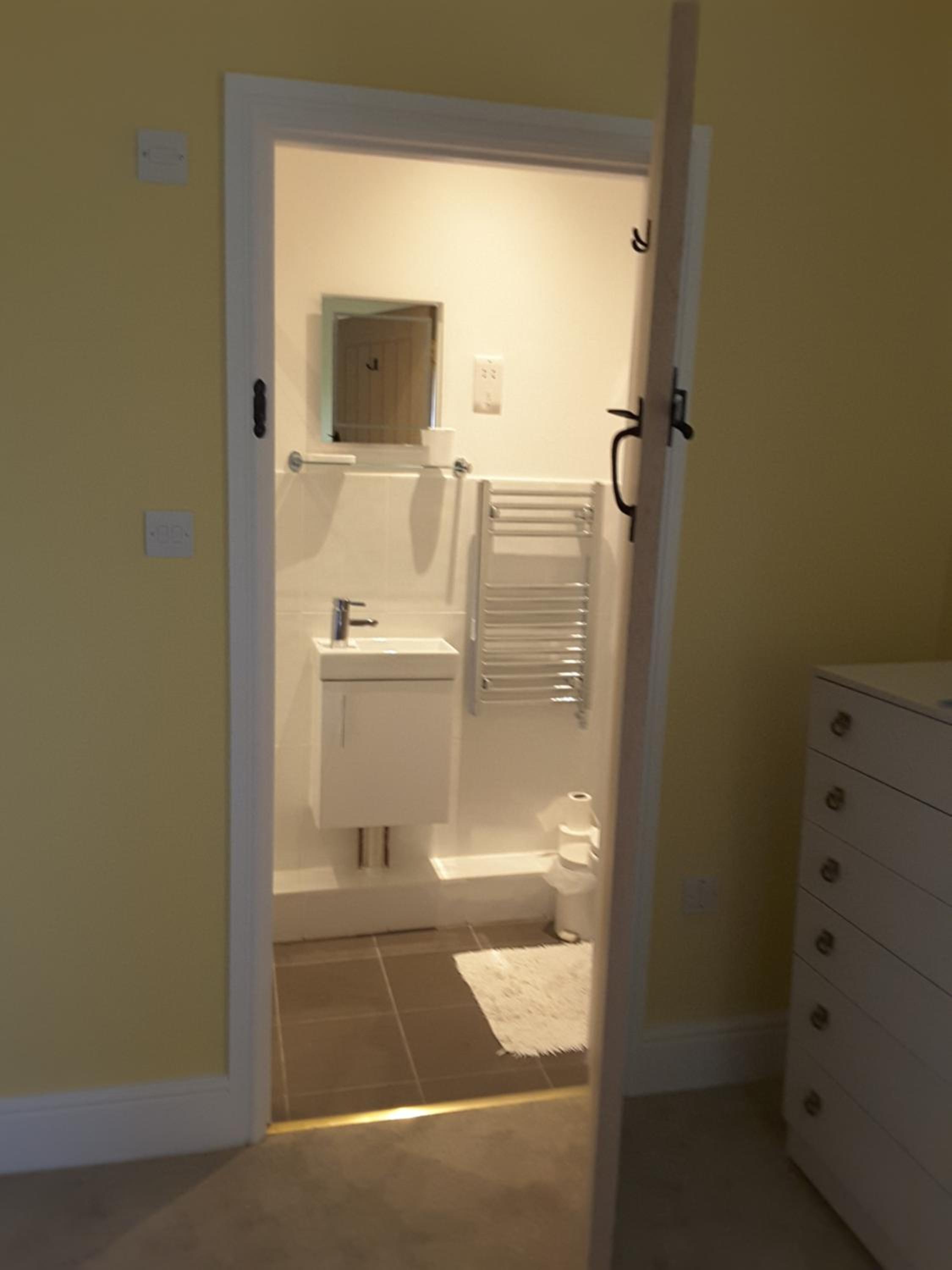Twin Room with Shower photo 3