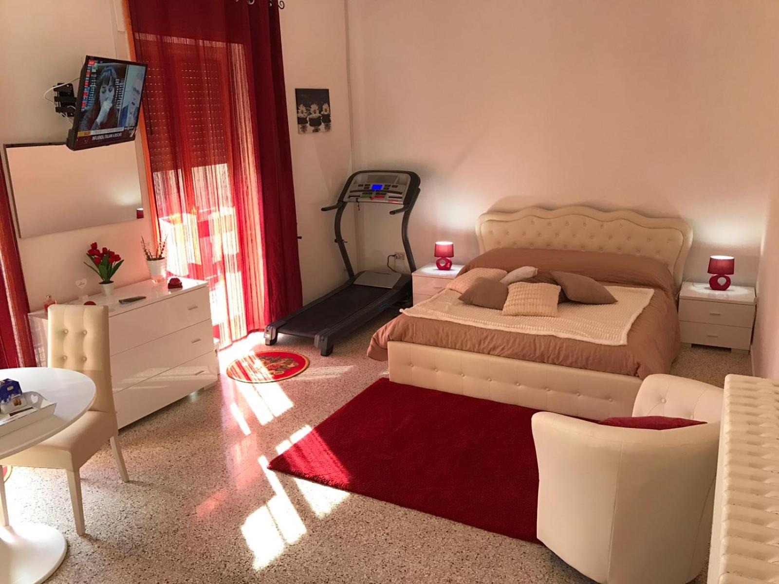 Economy Double Room - Photo 5