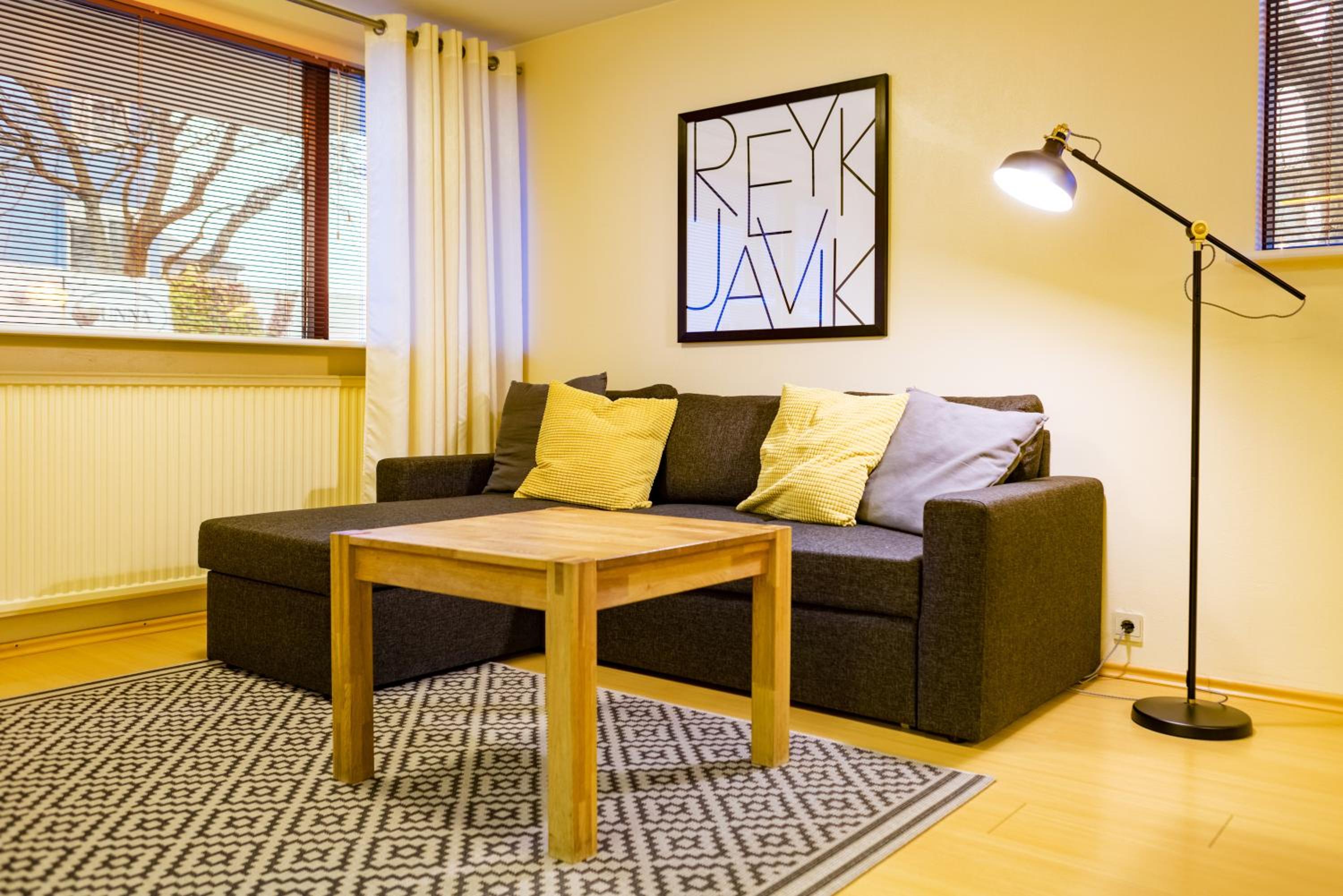 One-Bedroom Apartment photo 2