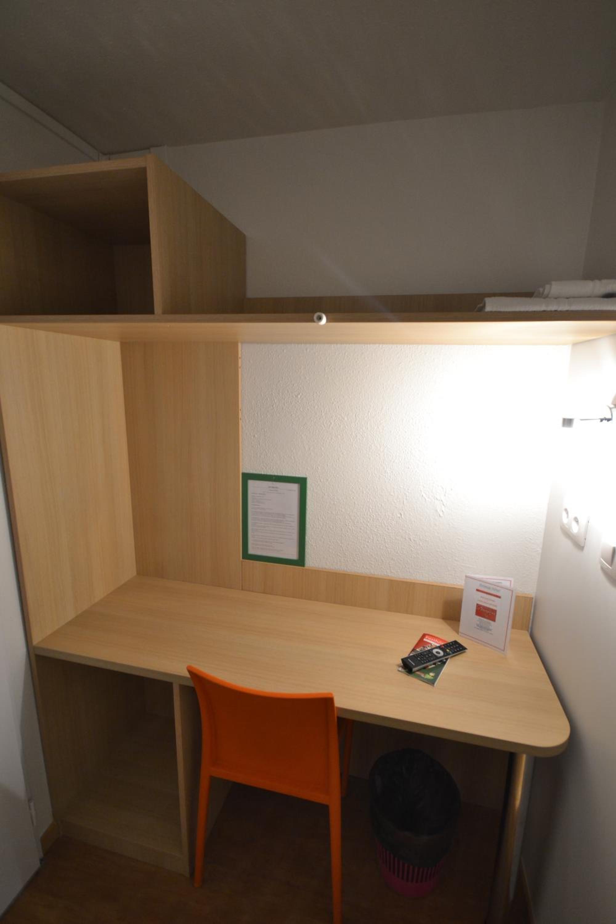 Double Room - Photo 5
