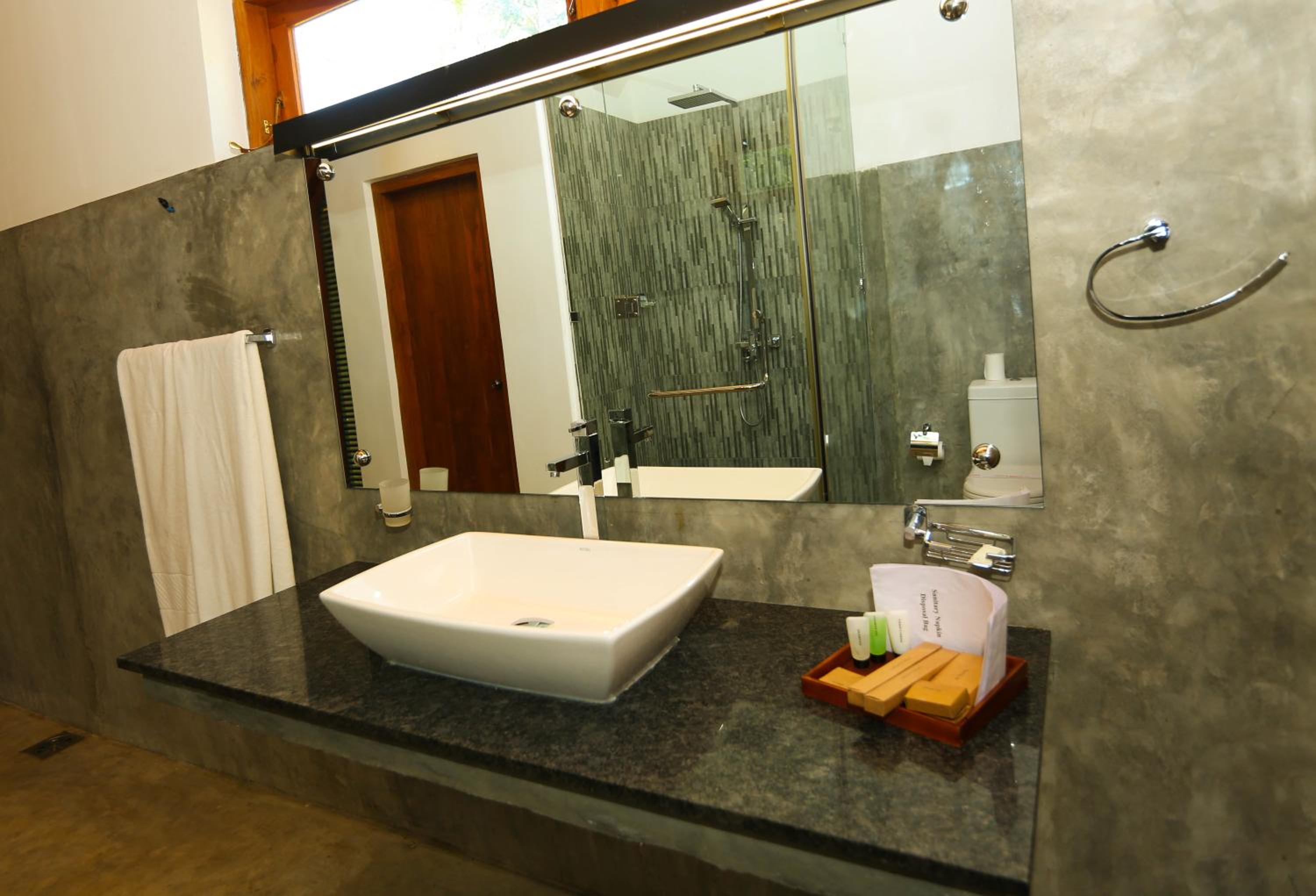 Deluxe Triple Room photo 3
