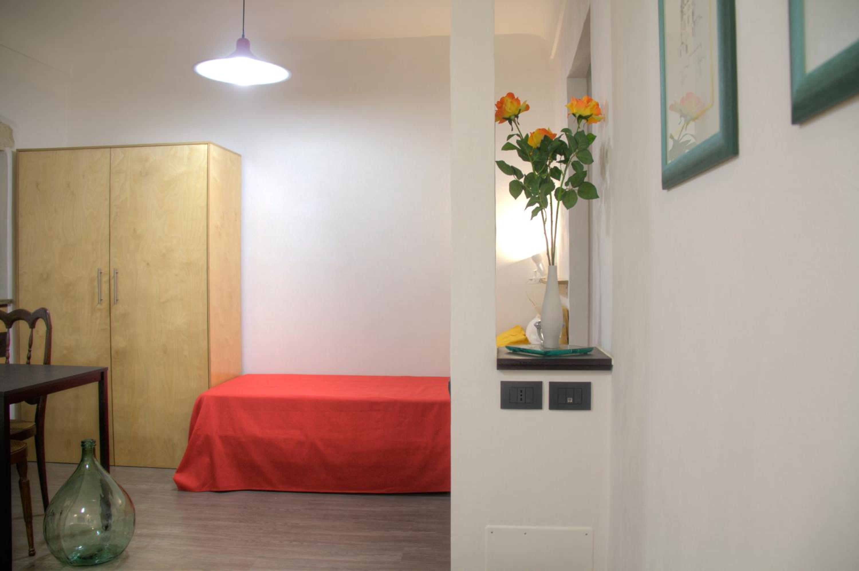 Triple Room with Private Bathroom - Photo 3