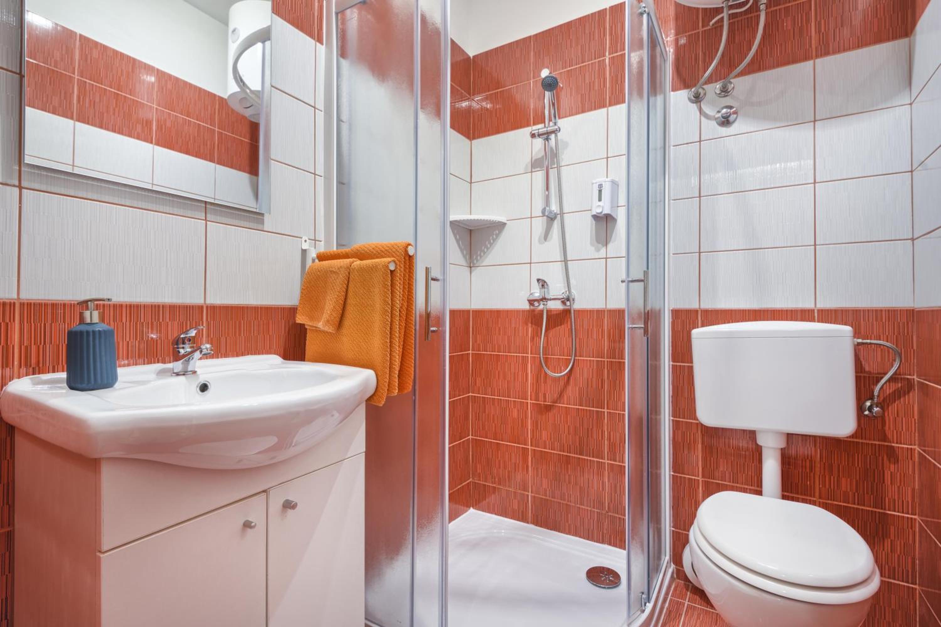 Double or Twin Room with City View photo 3