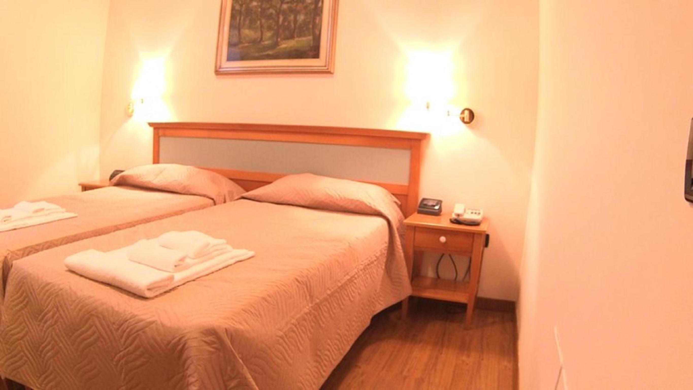 Double or Twin Room photo 1