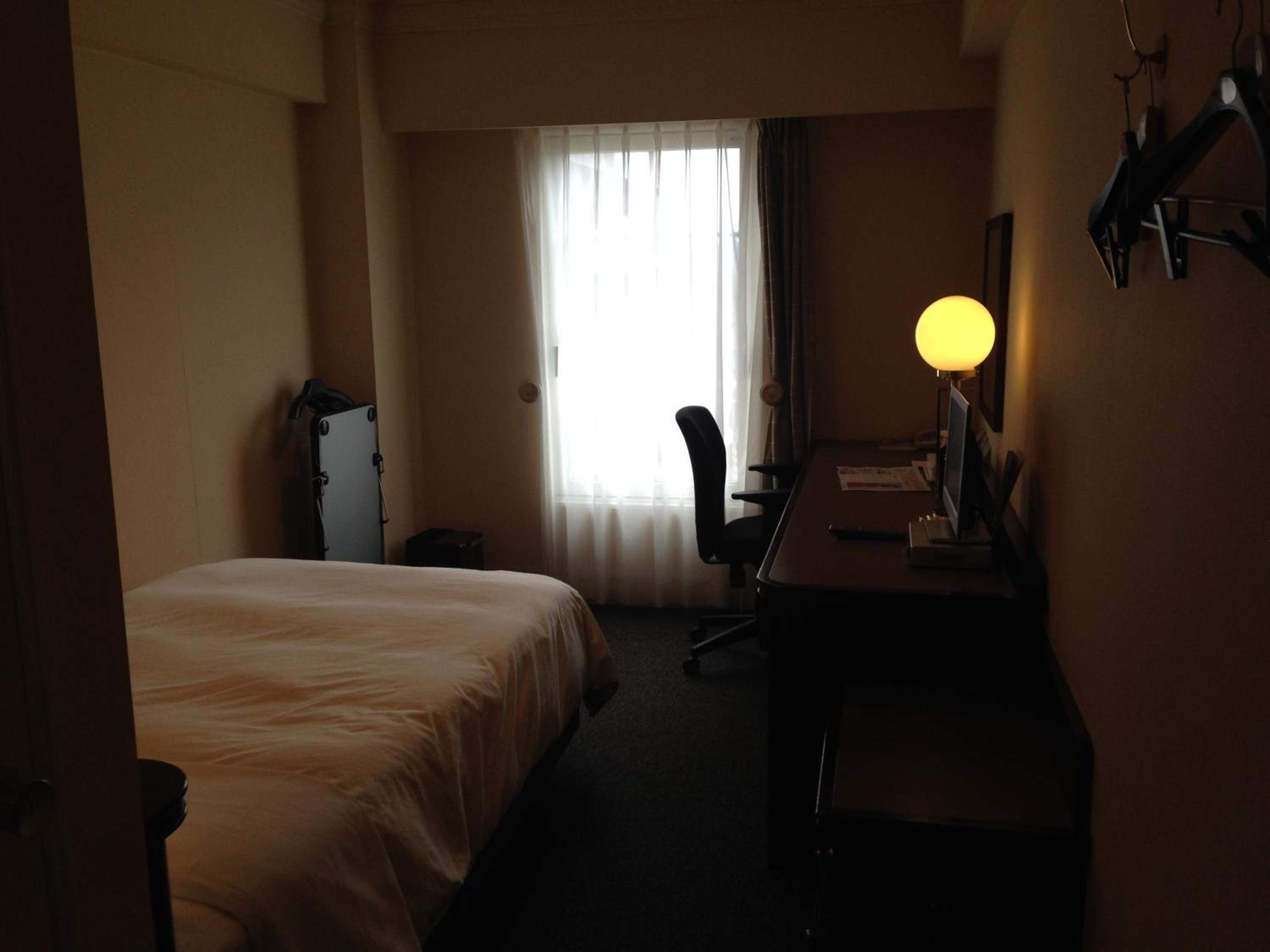 Single Room - Smoking photo 3