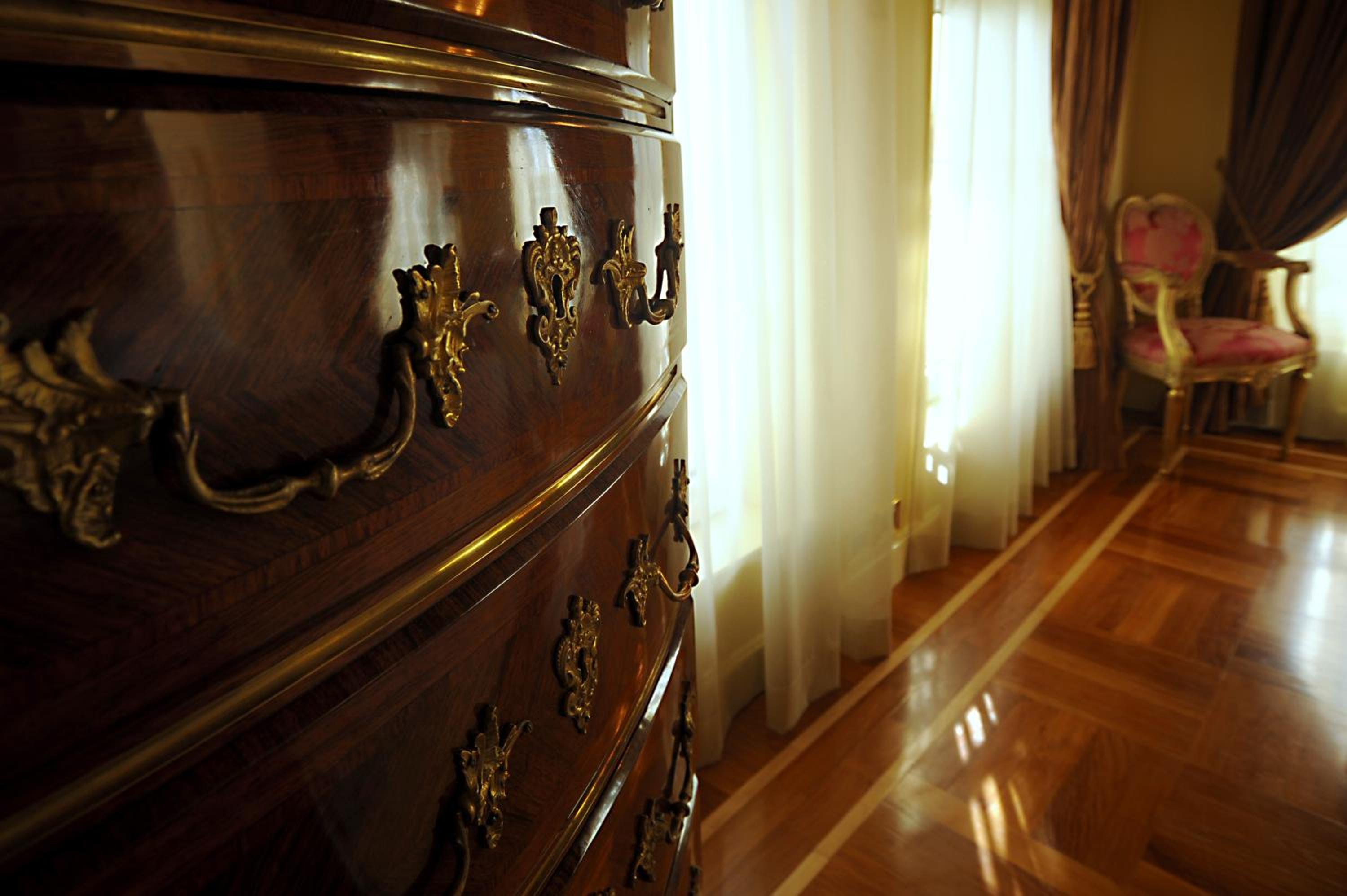 Penthouse Suite (2 Adults) photo 3