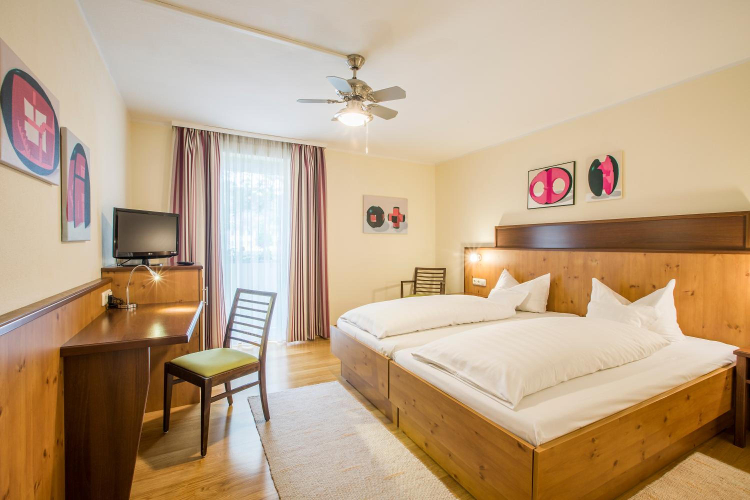 Double Room - Photo 15