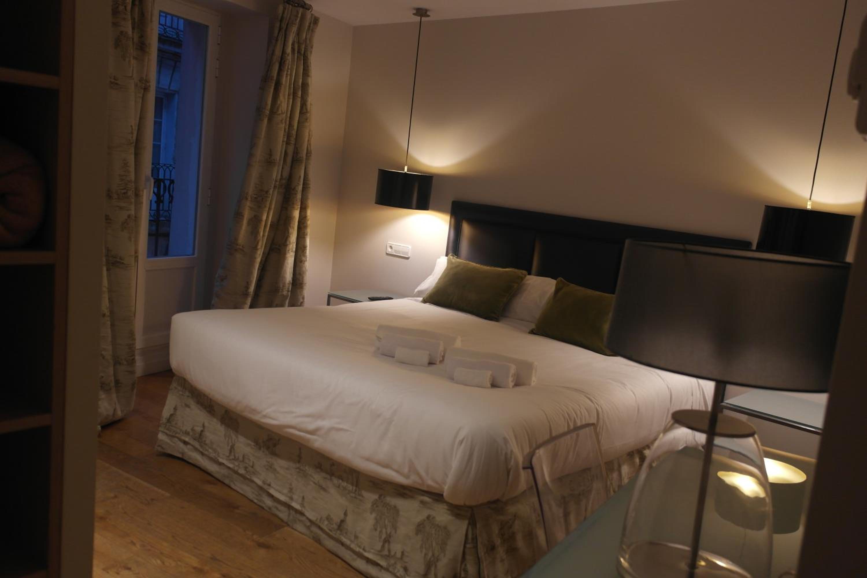 Double or Twin Room - Photo 31