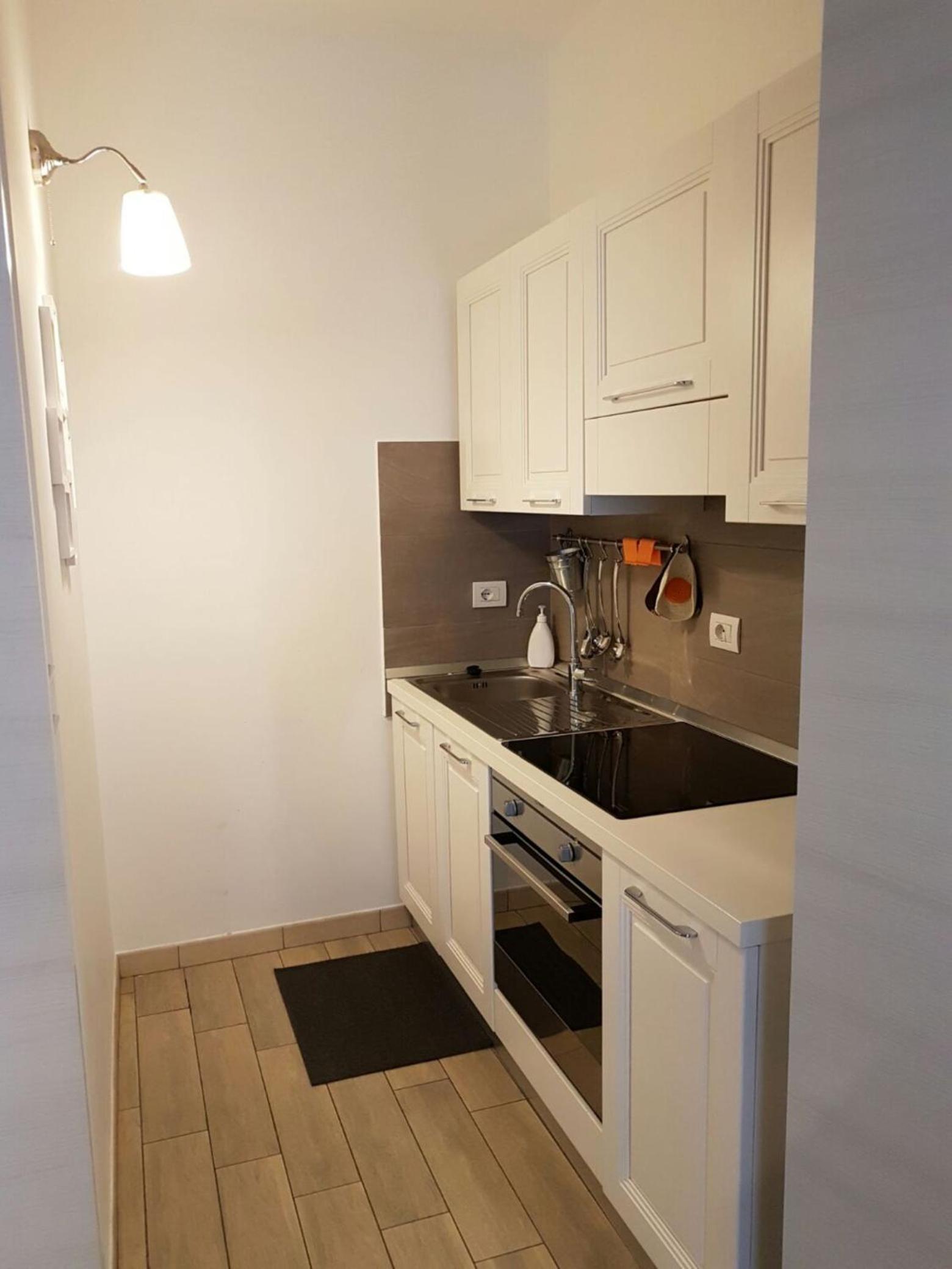Studio Apartment photo 2