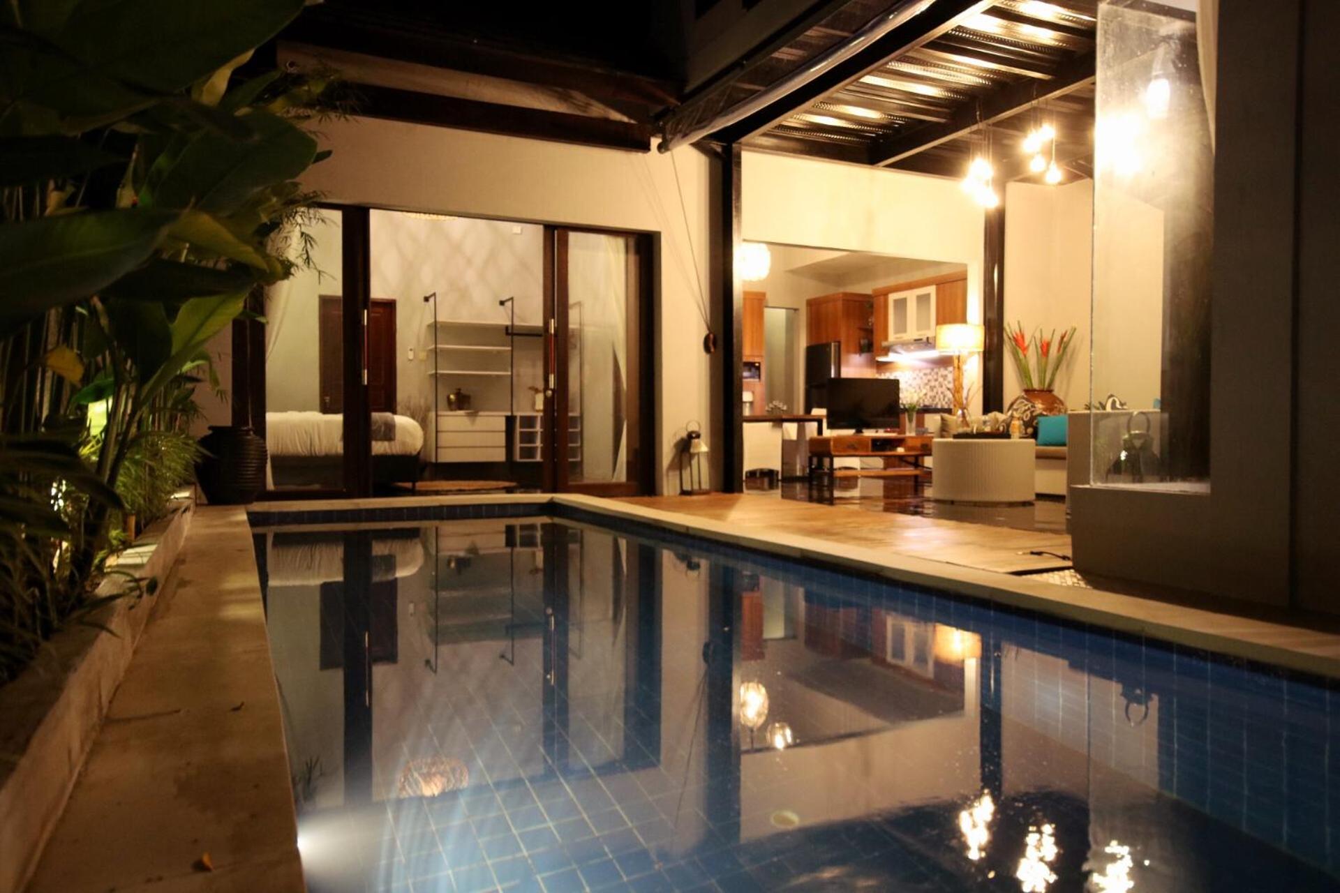 Three-Bedroom Villa - Photo 36