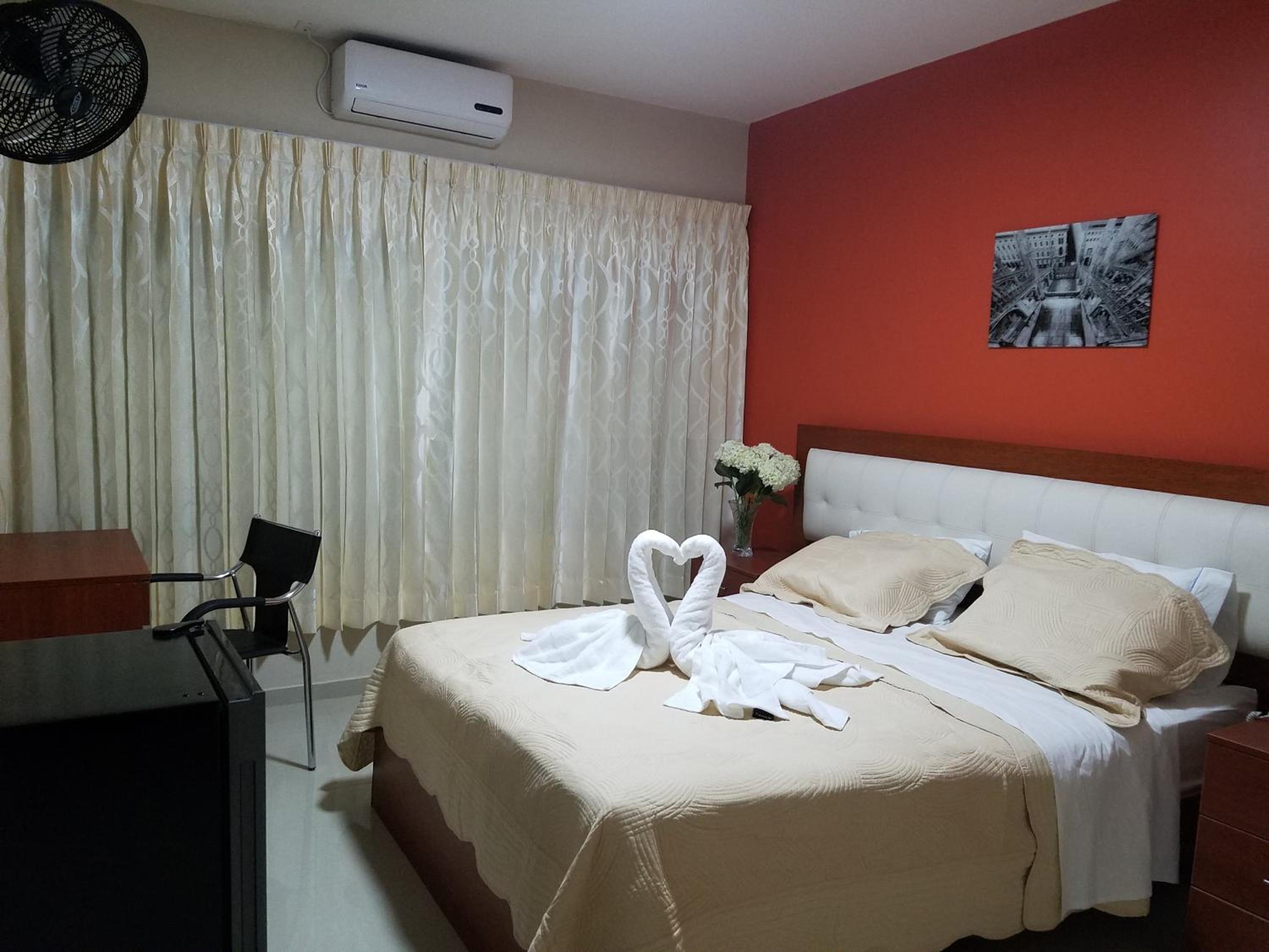 Deluxe Queen Room photo 1